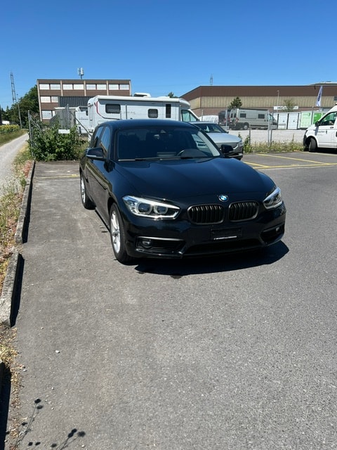 BMW 118i Steptronic-image-3