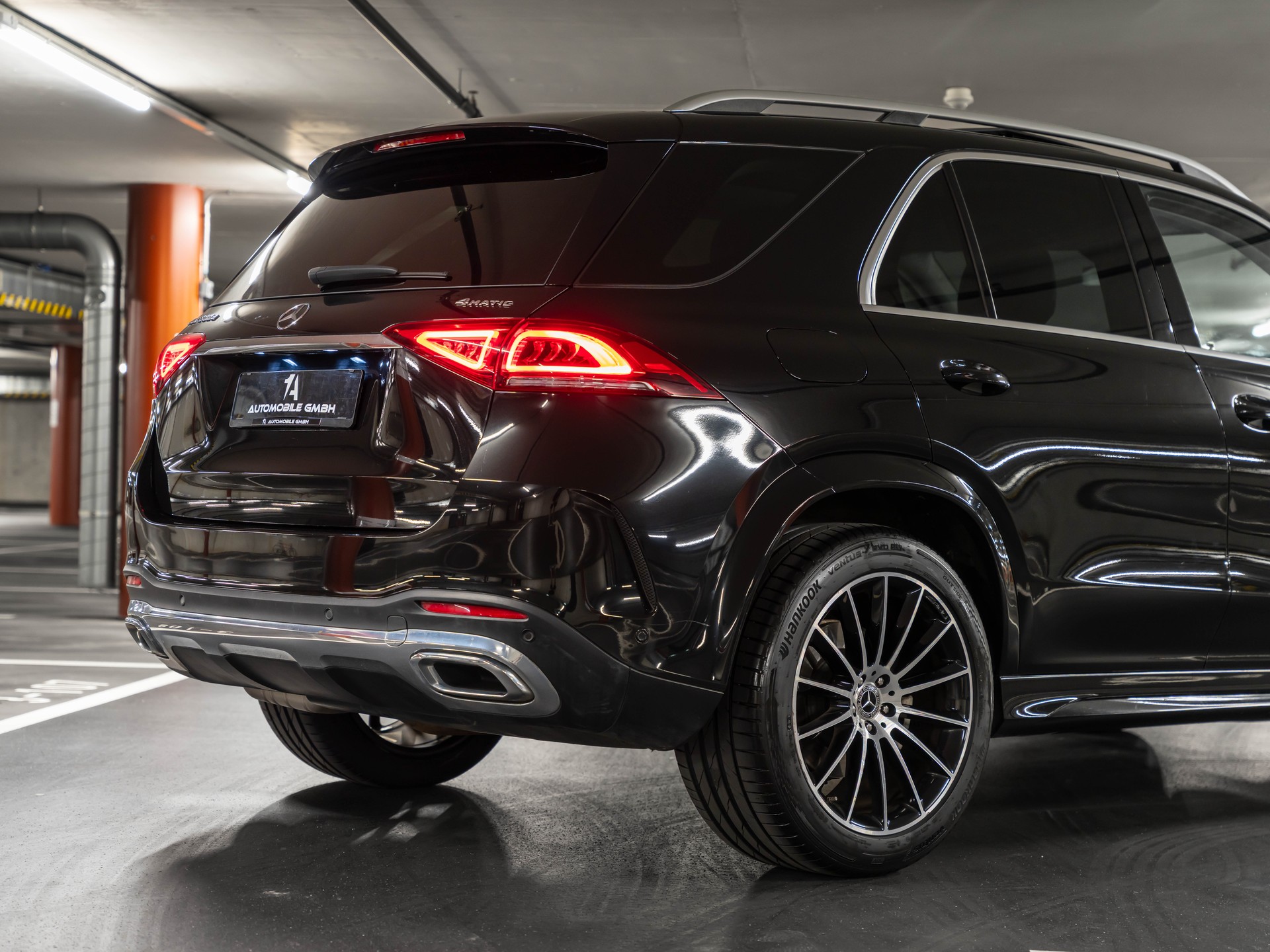 MERCEDES-BENZ GLE 300 d 4Matic AMG Line 9G-Tronic-image-10