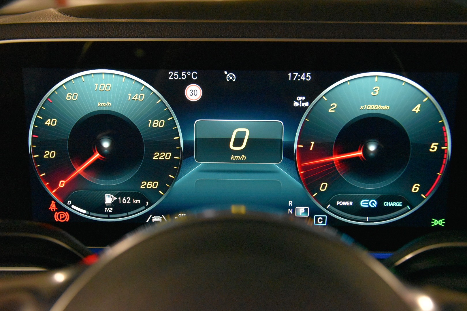 MERCEDES-BENZ GLE 300 d 4Matic AMG Line 9G-Tronic-image-17