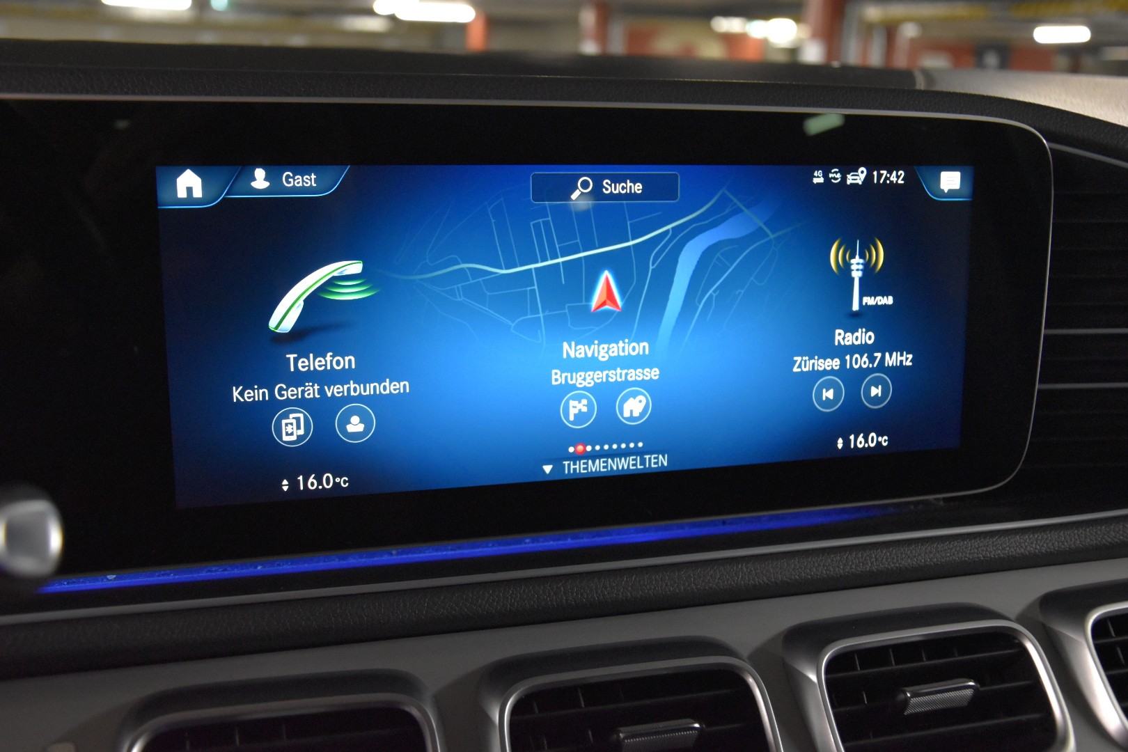 MERCEDES-BENZ GLE 300 d 4Matic AMG Line 9G-Tronic-image-18