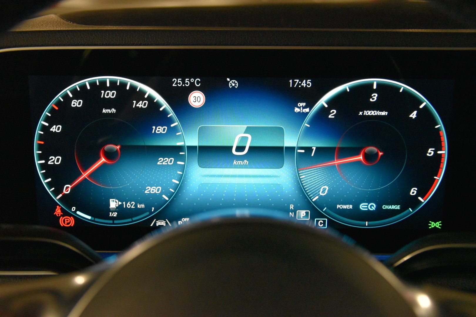 MERCEDES-BENZ GLE 300 d 4Matic AMG Line 9G-Tronic-image-15