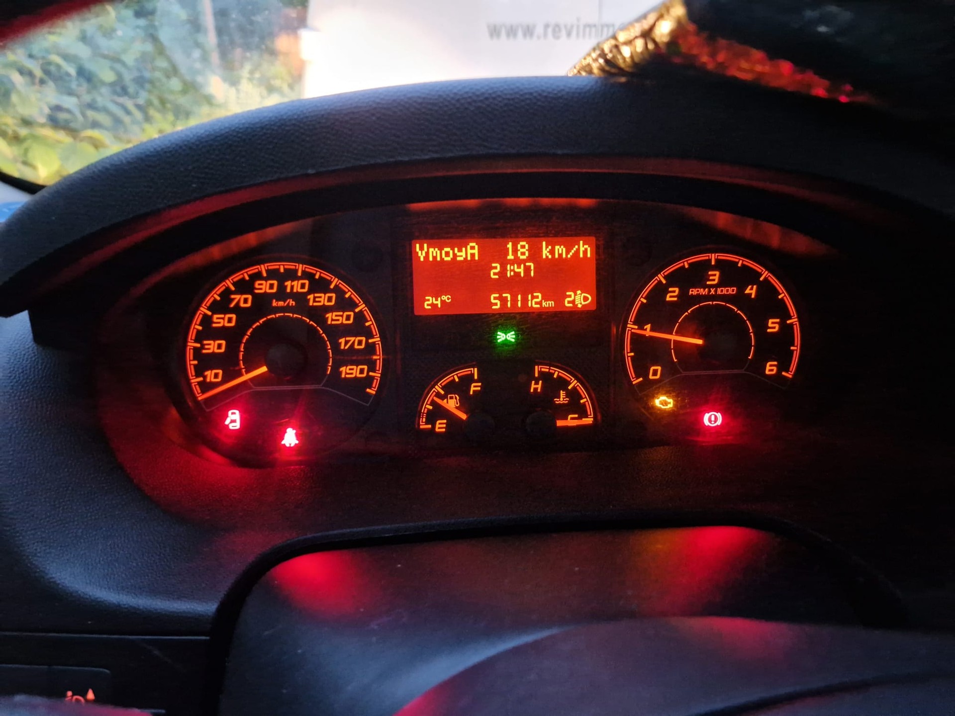 CITROEN 2.0 BlueHDi 110 Attraction-image-2