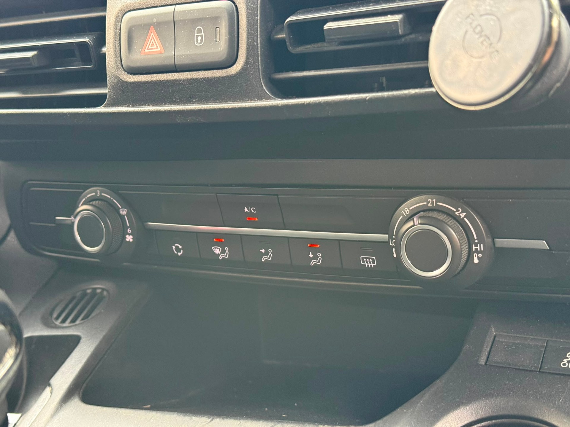 PEUGEOT Partner 1.2 Pure Tech s/s Pro 650kg-image-2