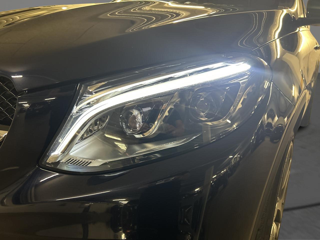 MERCEDES-BENZ GLE 350 d Coupé AMG Line-image-5