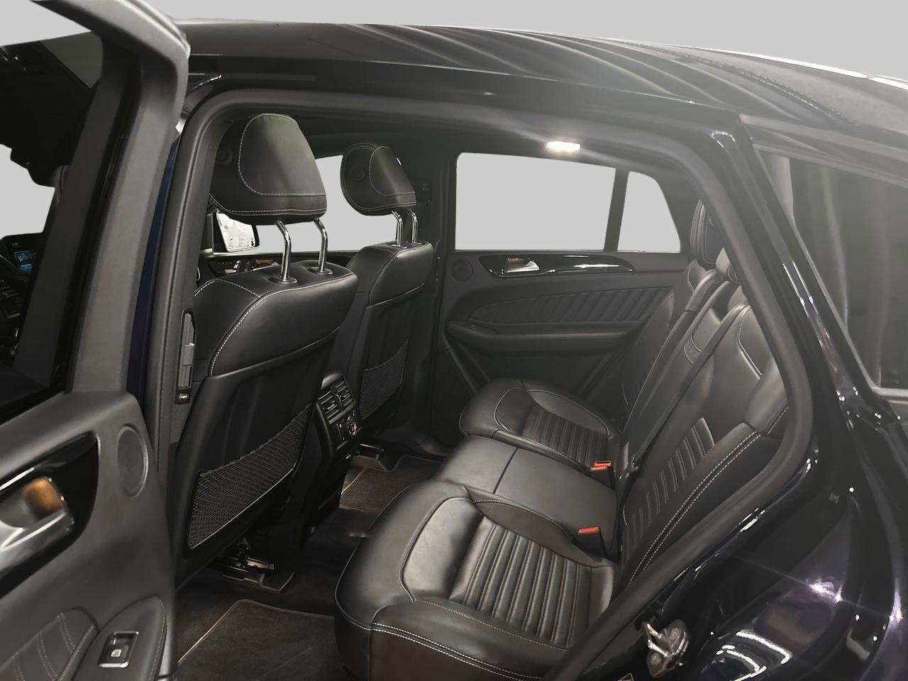MERCEDES-BENZ GLE 350 d Coupé AMG Line-image-15