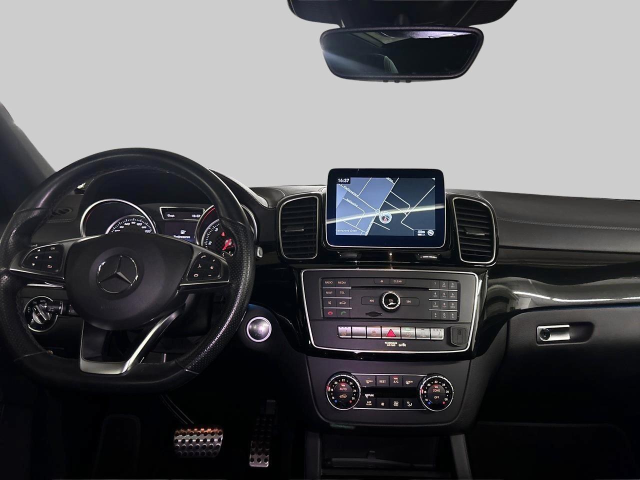 MERCEDES-BENZ GLE 350 d Coupé AMG Line-image-20