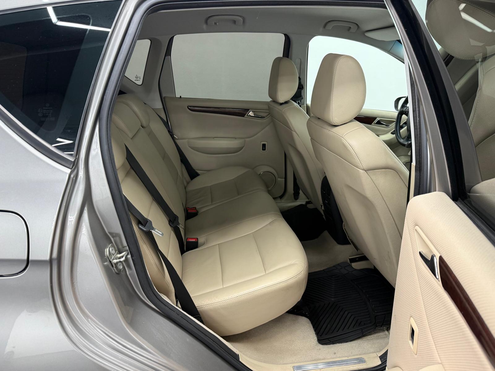 MERCEDES-BENZ A 200 Avantgarde-image-10