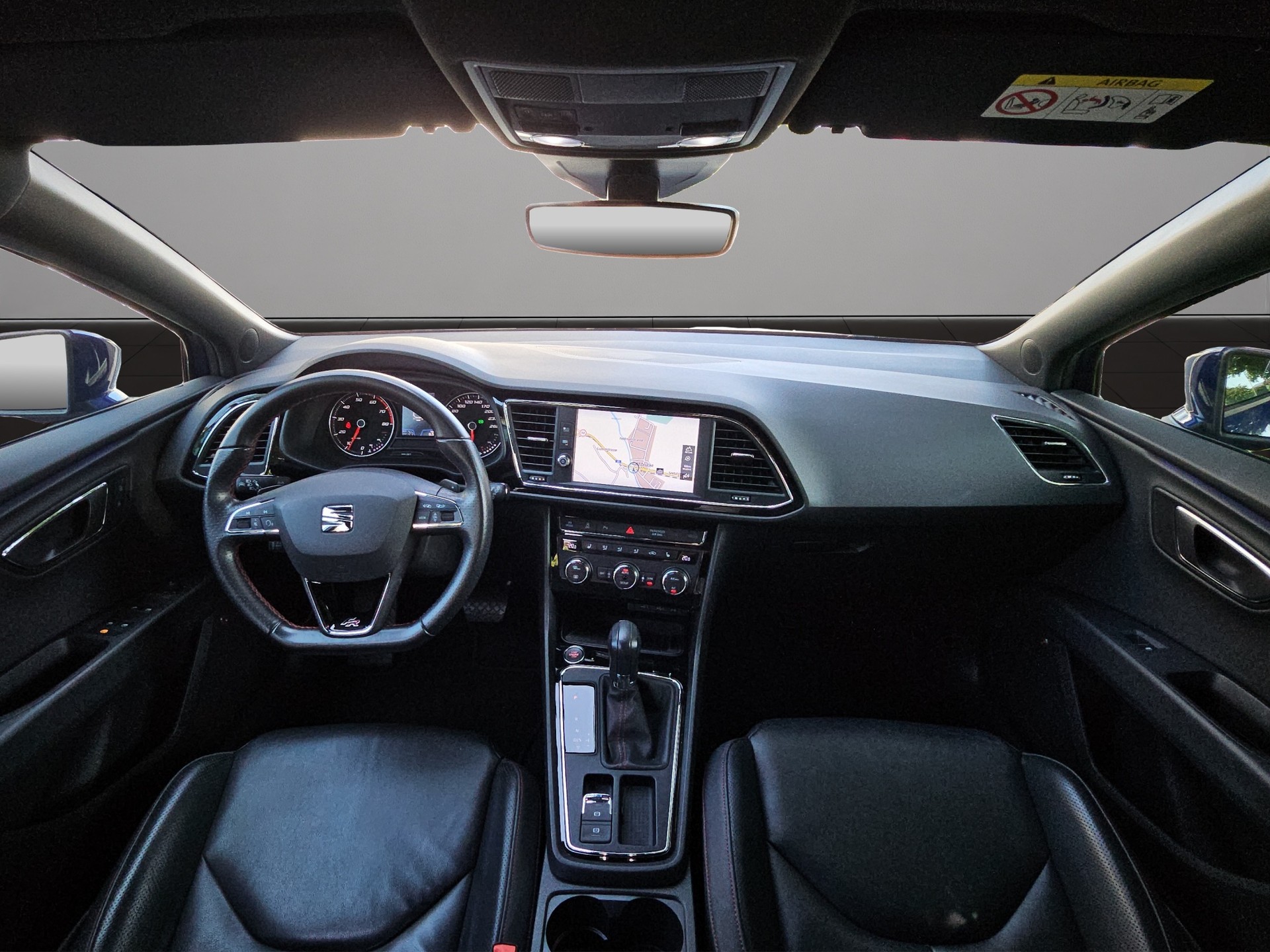 SEAT Leon ST 2.0 TSI SWISS FR DSG-image-6