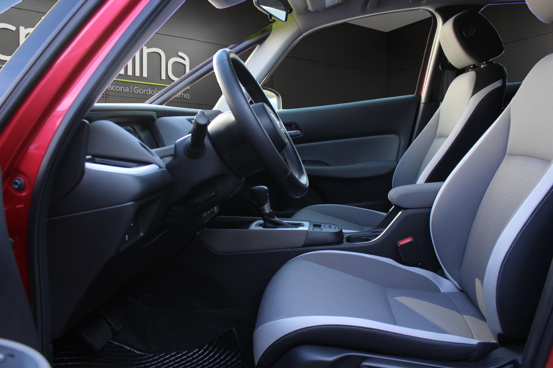 HONDA Jazz 1.5 i-MMD Crosstar Executive-image-6