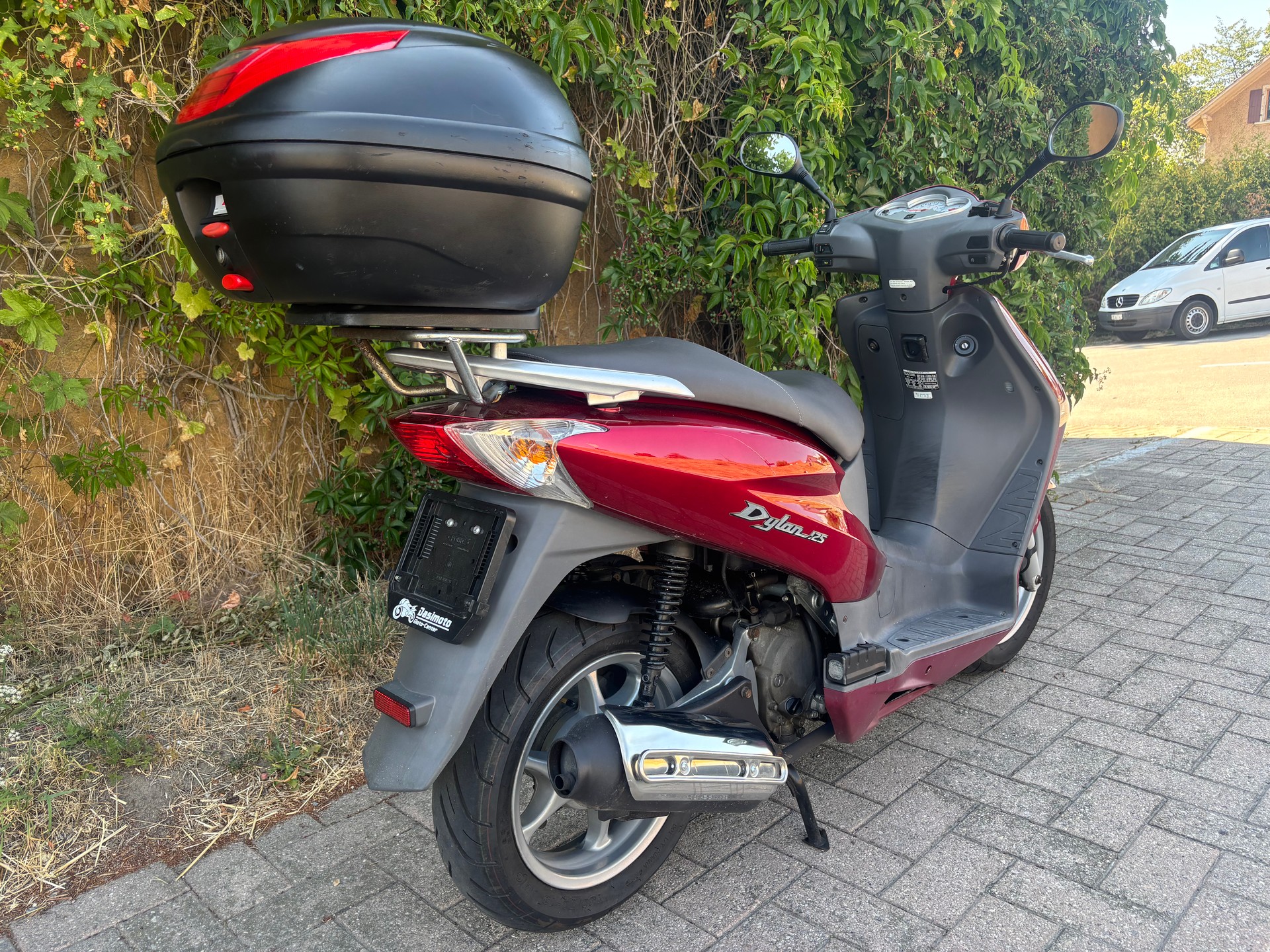 HONDA SES 125 Dylan-image-9