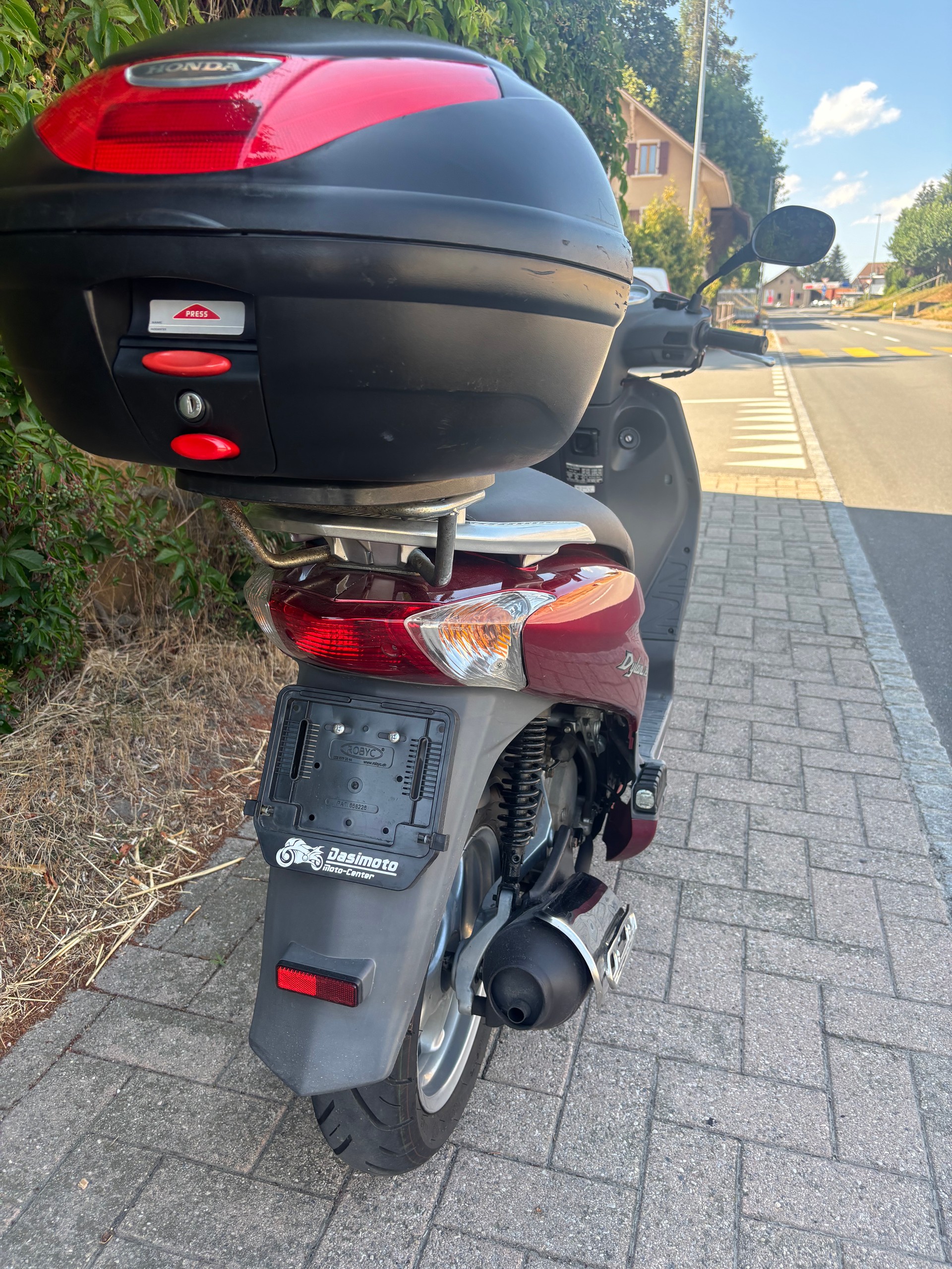 HONDA SES 125 Dylan-image-8