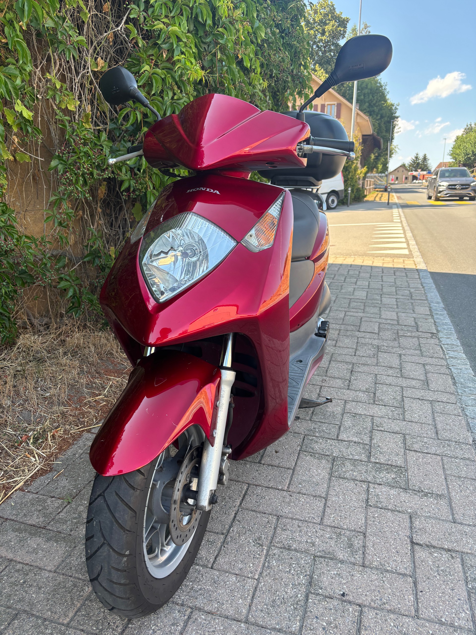HONDA SES 125 Dylan-image-3