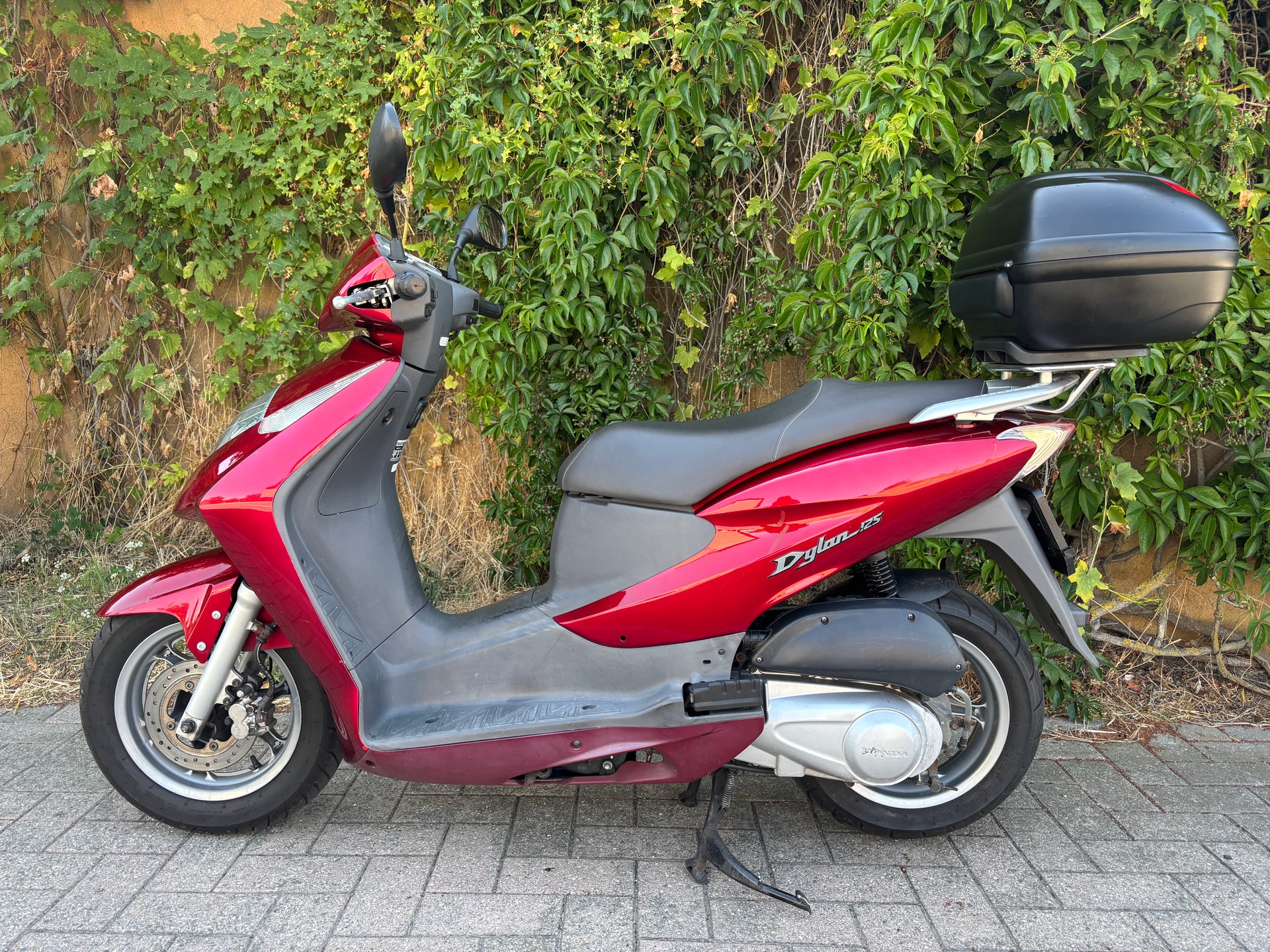 HONDA SES 125 Dylan-image-5