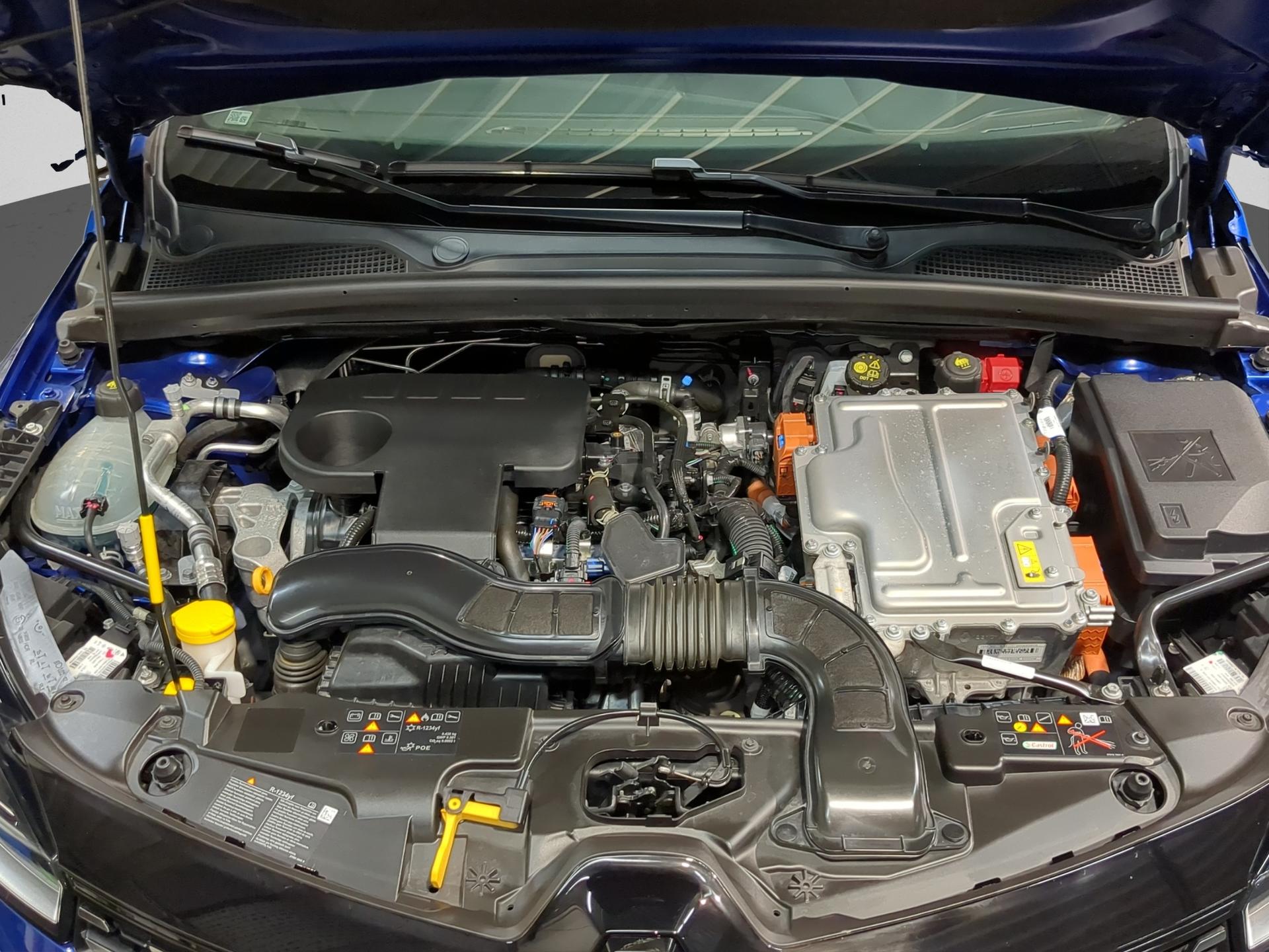 RENAULT Clio 1.6 E-Tech Esprit Alpine-image-22