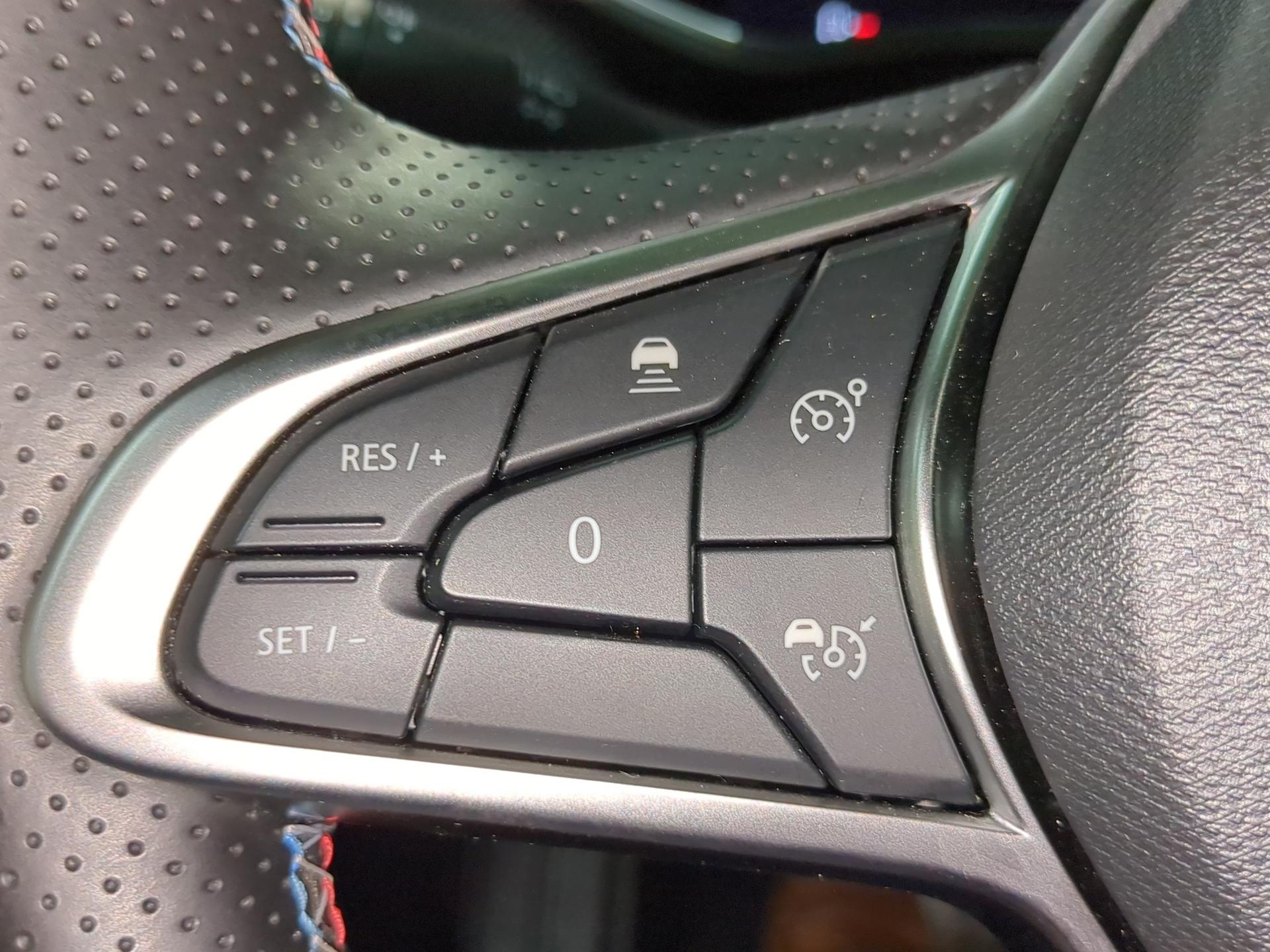 RENAULT Clio 1.6 E-Tech Esprit Alpine-image-19