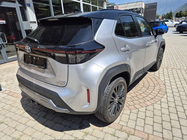 TOYOTA Yaris Cross 1.5 Adventure e-CVT AWDi-image-3