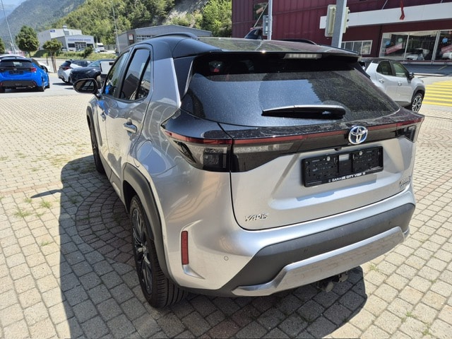 TOYOTA Yaris Cross 1.5 Adventure e-CVT AWDi-image-2