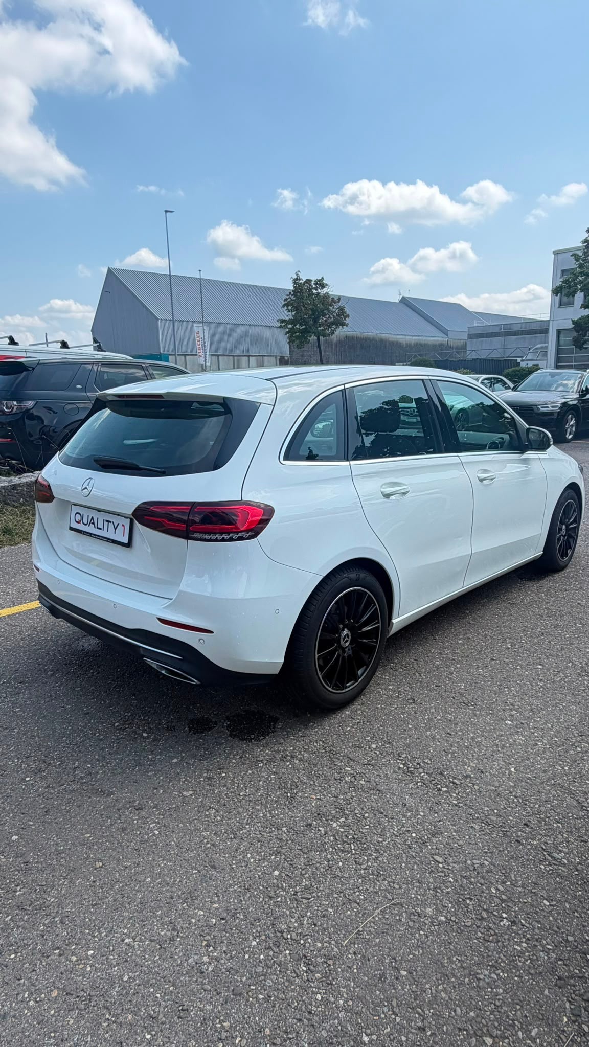 MERCEDES-BENZ B 220 4Matic Progressive 7G-DCT-image-5