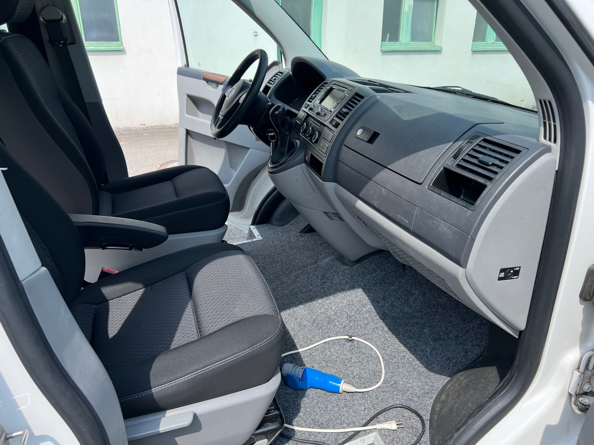 VW T5 2.0 Bi-TDI Comfortline DSG-image-14