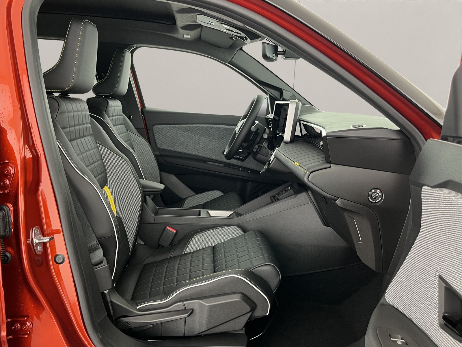 RENAULT R4 E-Tech Comfort Range plein sud iconic-image-14
