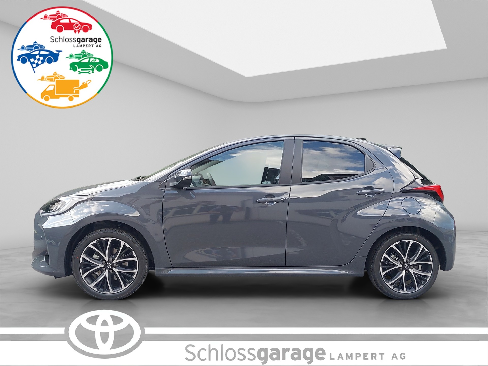 TOYOTA Yaris 1.5 VVT-i HSD Trend-image-2