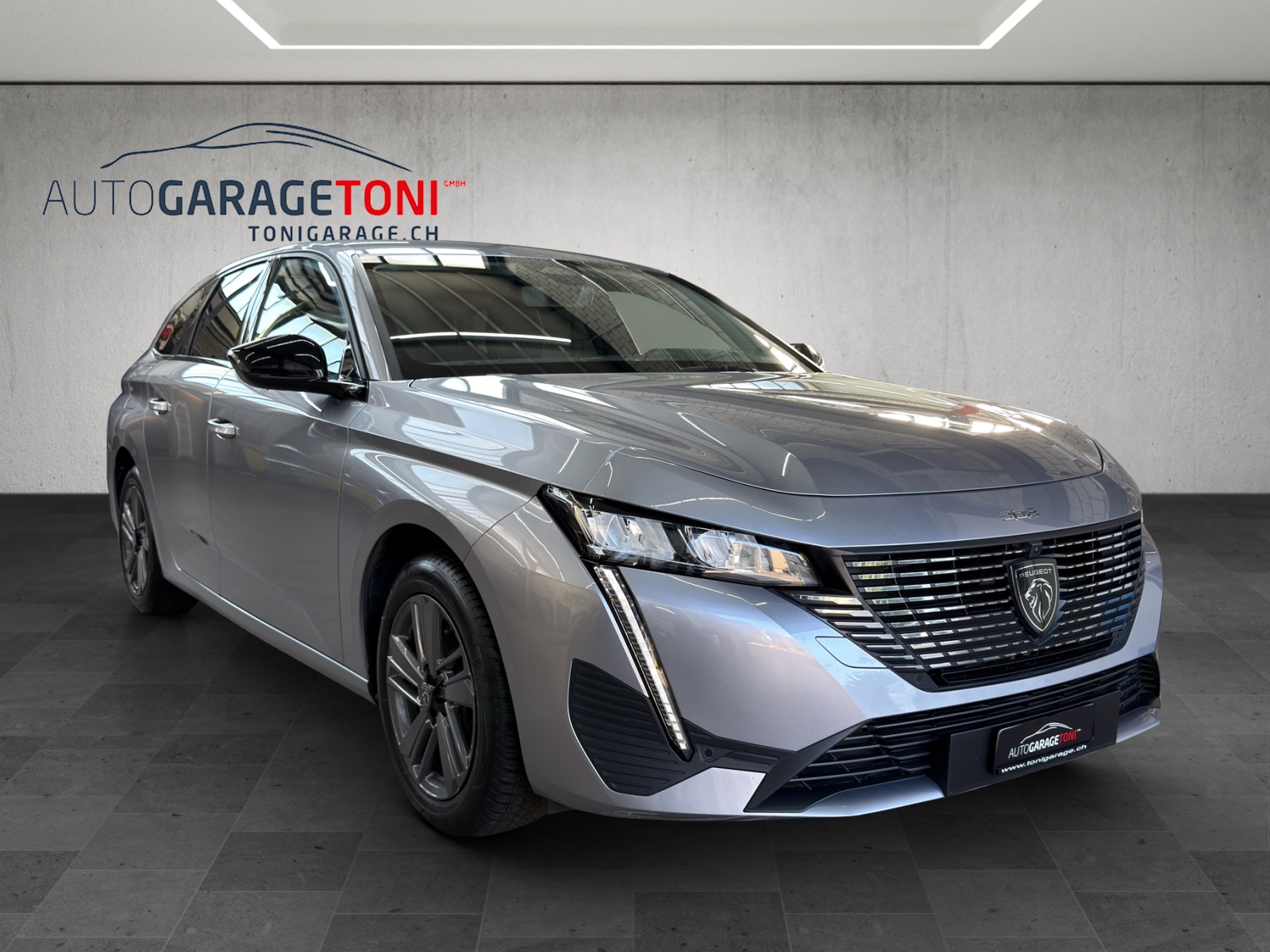 PEUGEOT 308 SW 1.2 Pure Tech Allure EAT8-image-1