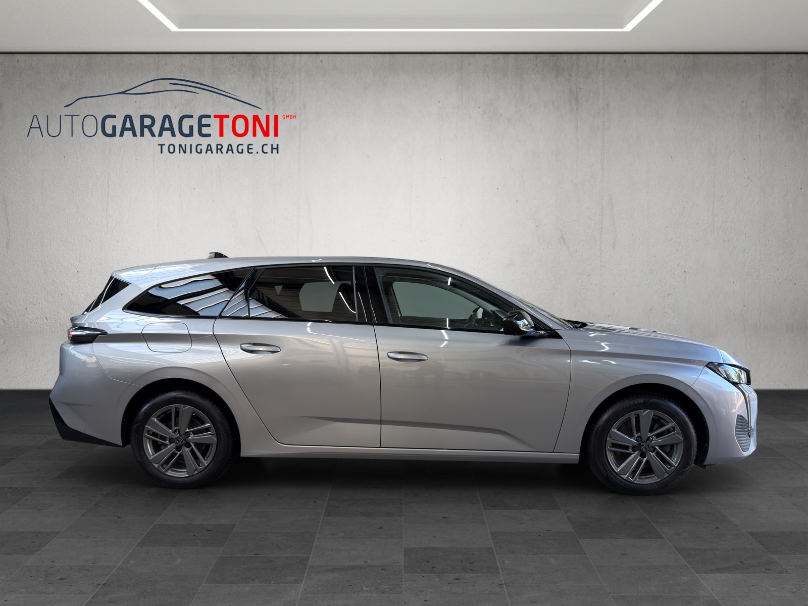 PEUGEOT 308 SW 1.2 Pure Tech Allure EAT8-image-4