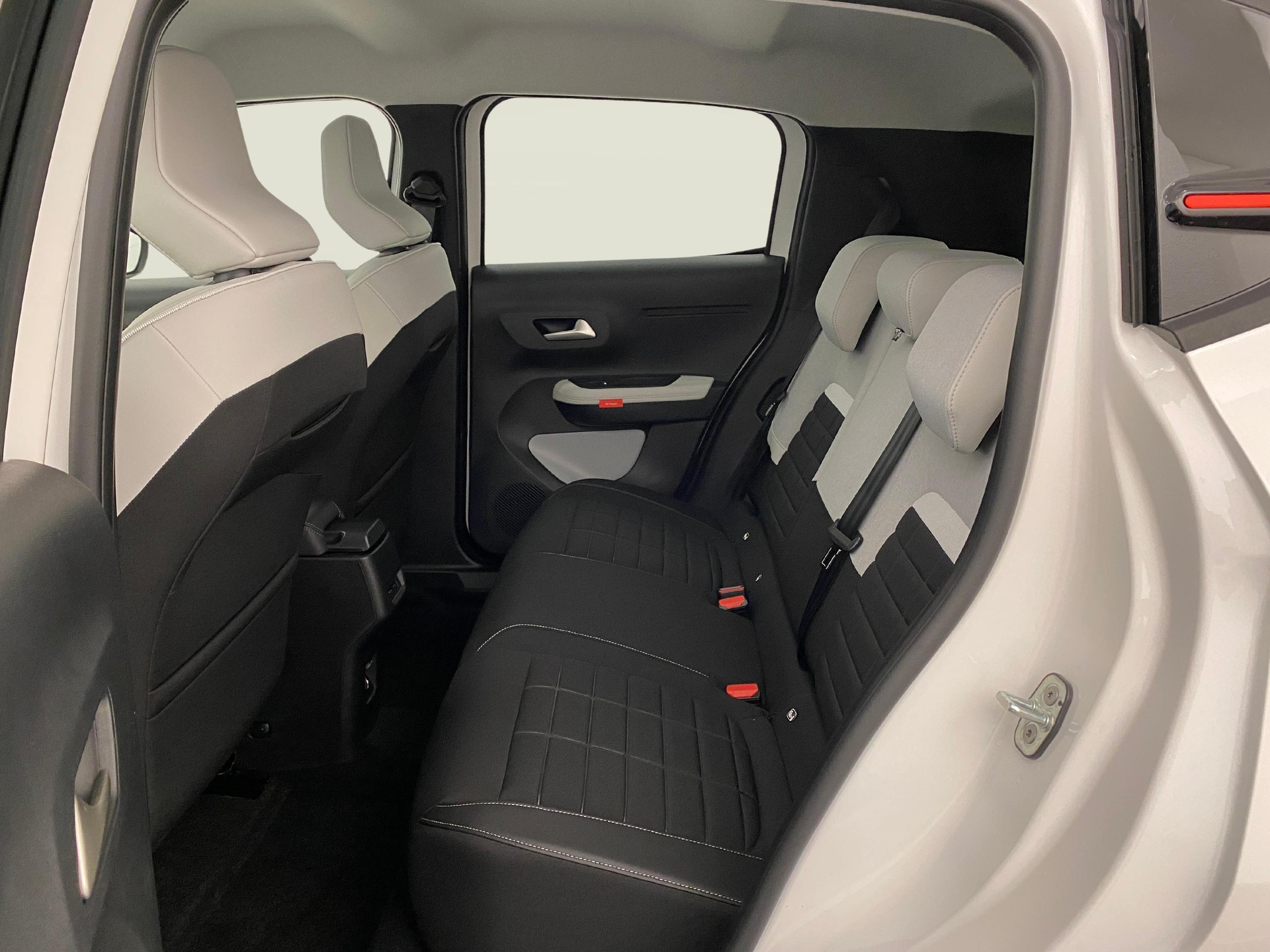CITROEN e-C3 long range Max-image-5