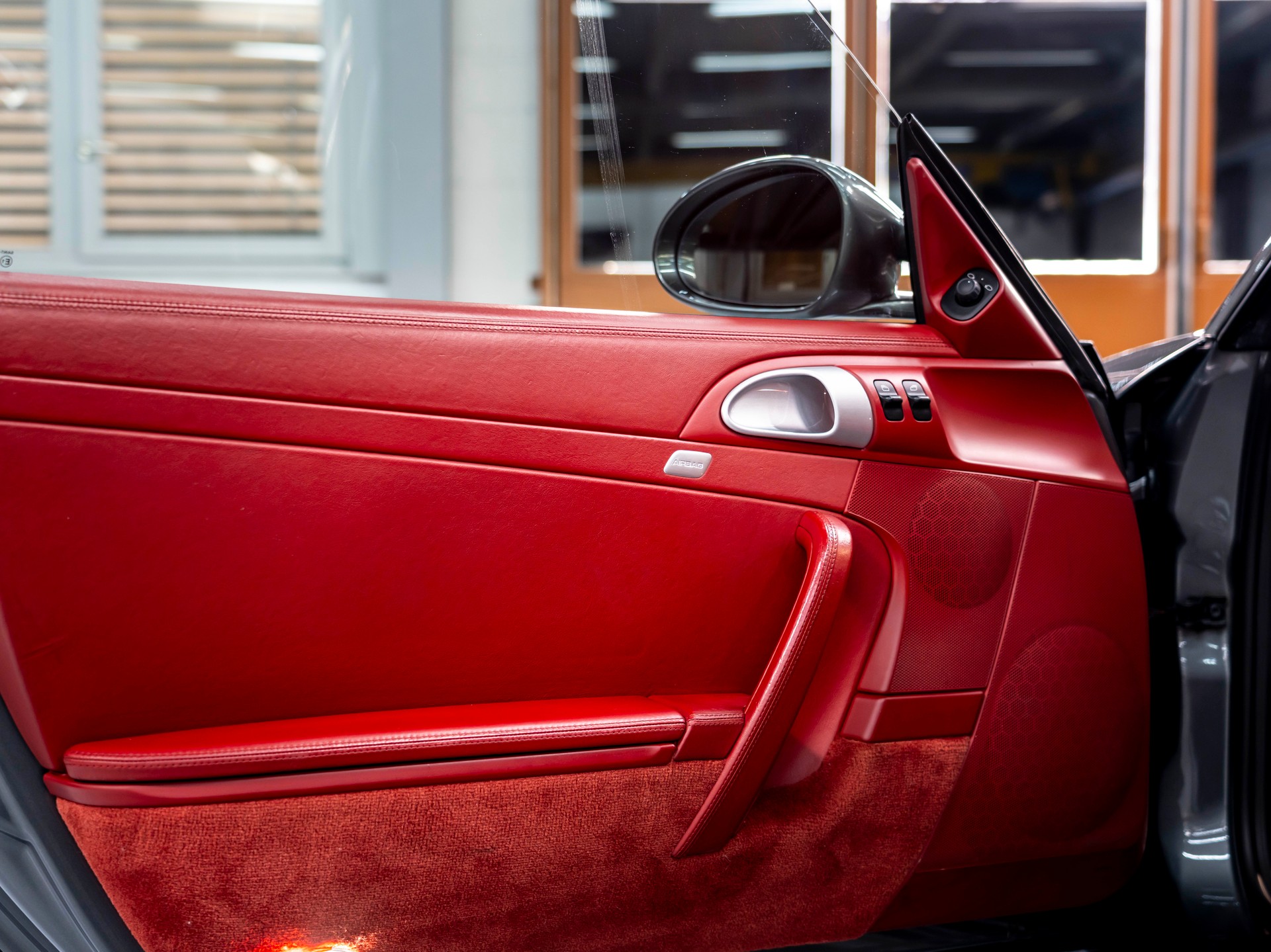 PORSCHE 911 Carrera 4S PDK-image-25