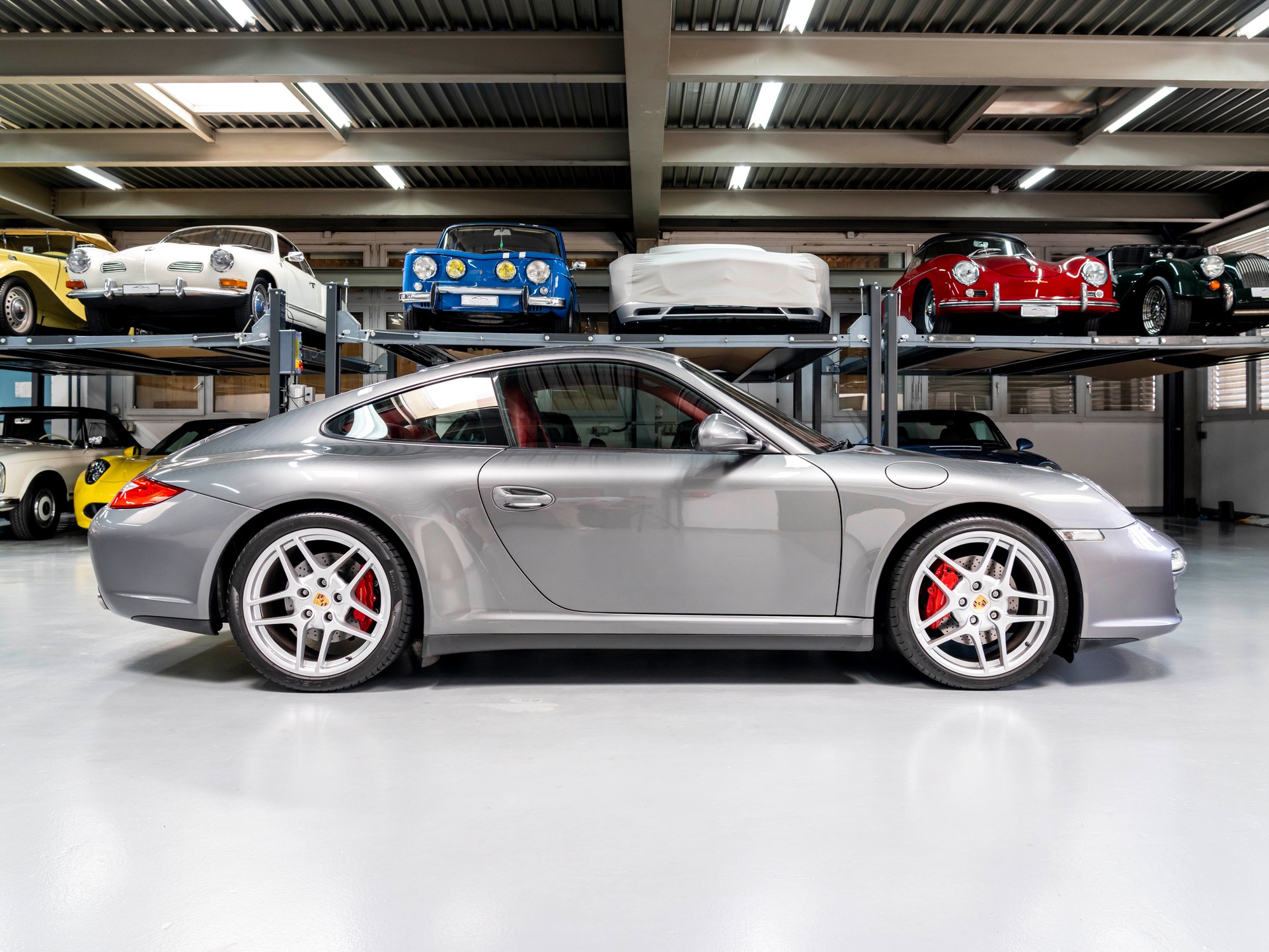 PORSCHE 911 Carrera 4S PDK-image-4