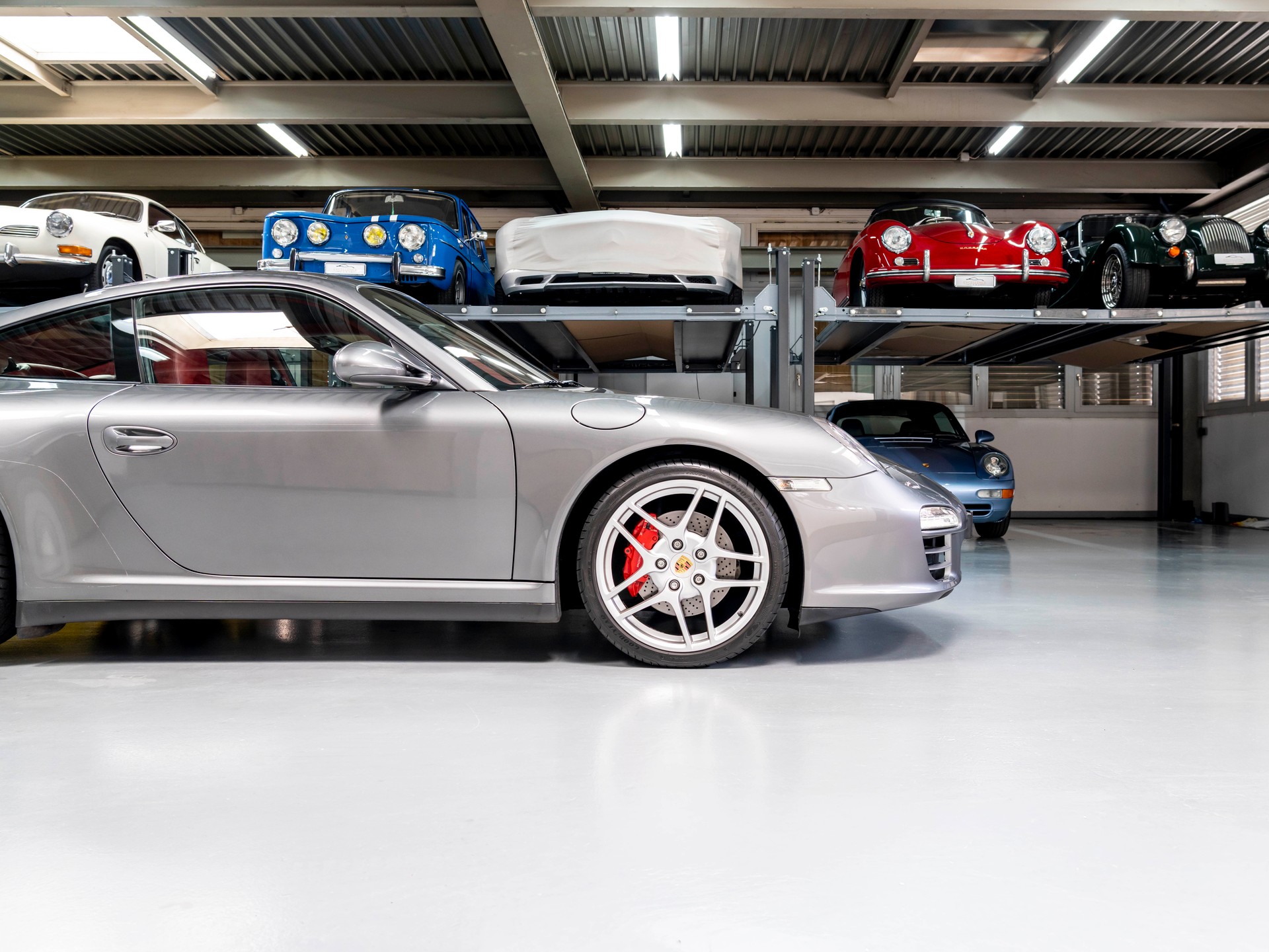 PORSCHE 911 Carrera 4S PDK-image-9