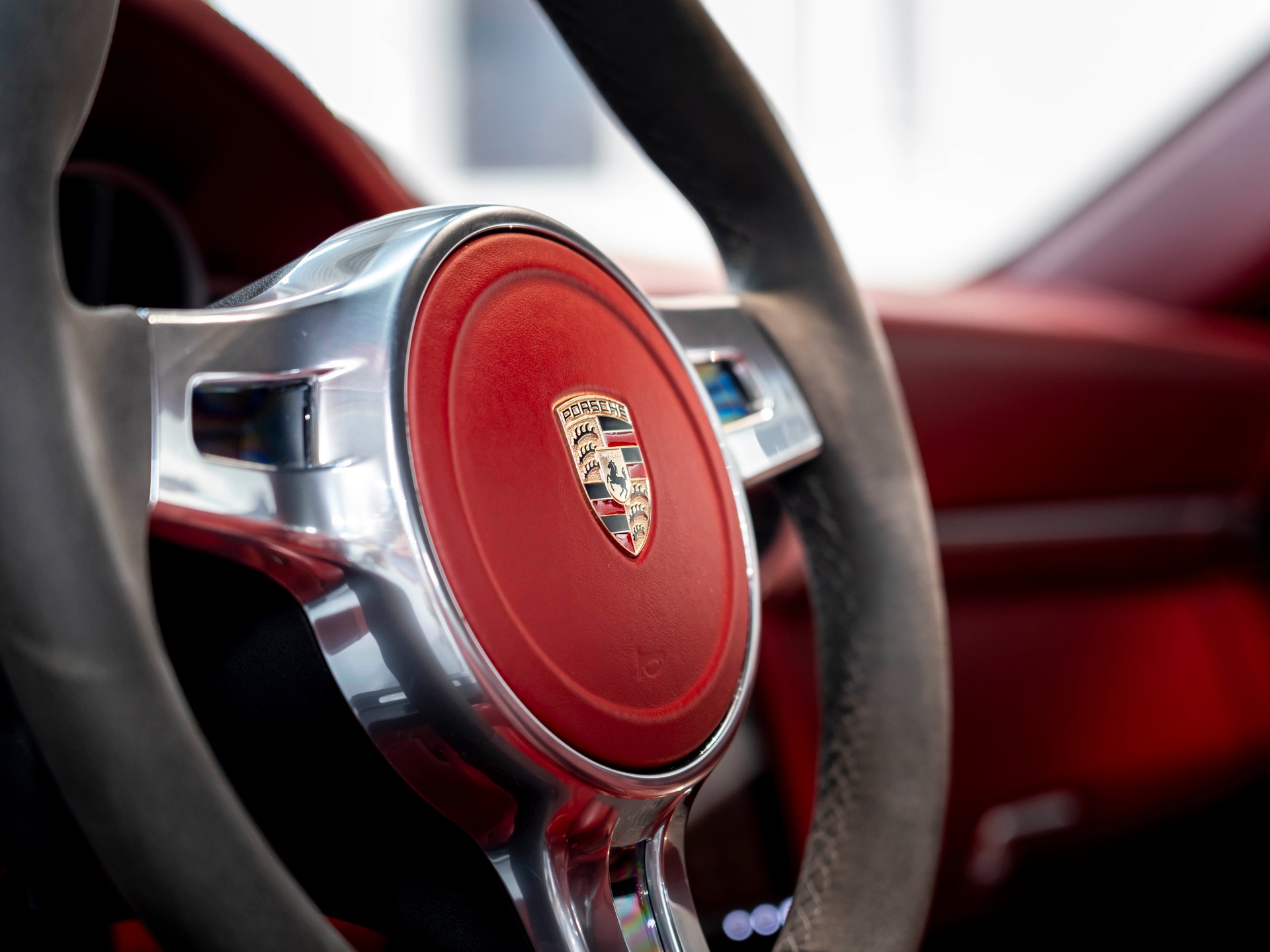 PORSCHE 911 Carrera 4S PDK-image-15