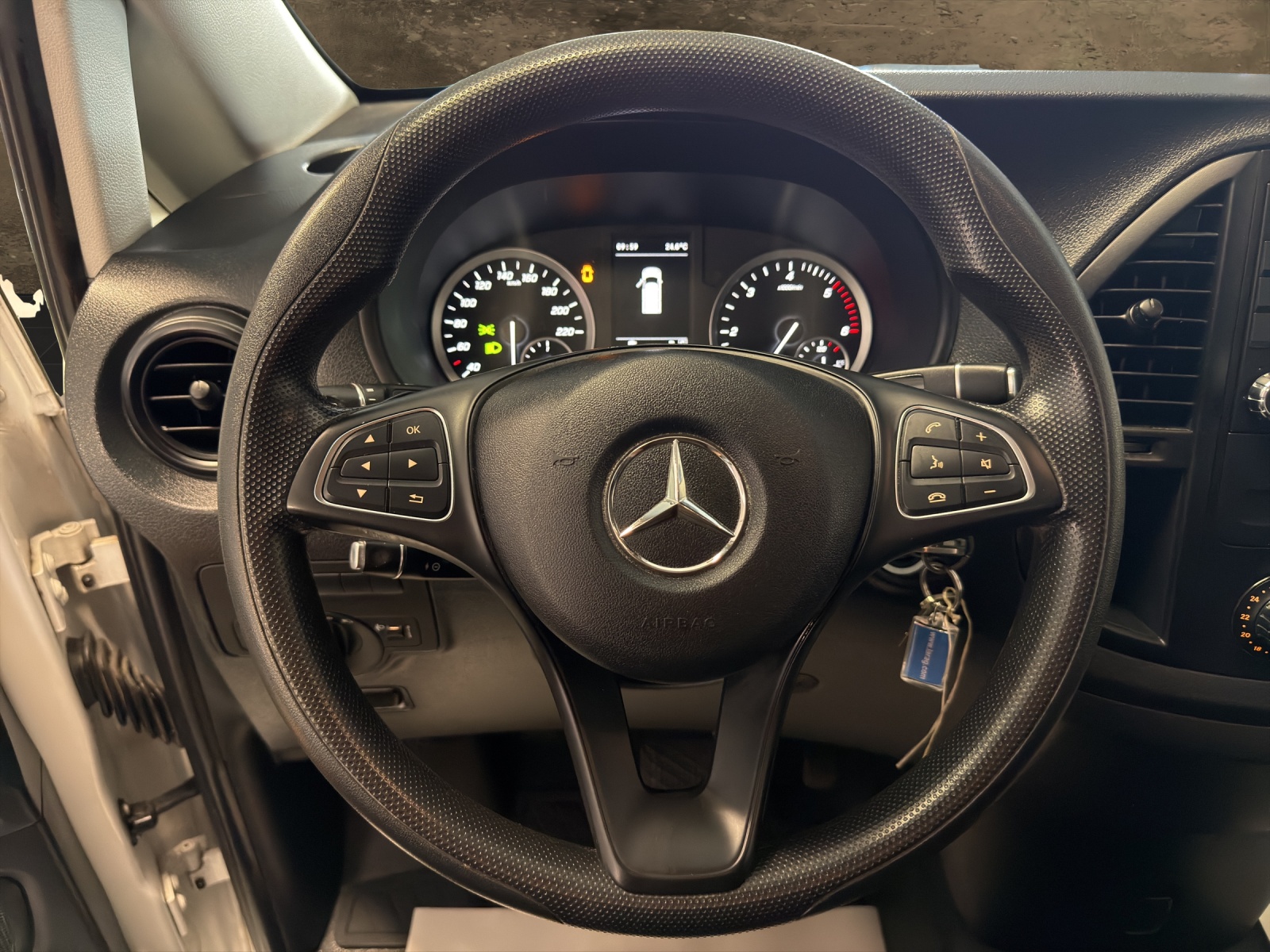 MERCEDES-BENZ Vito 114 CDI 7G-Tronic-image-8