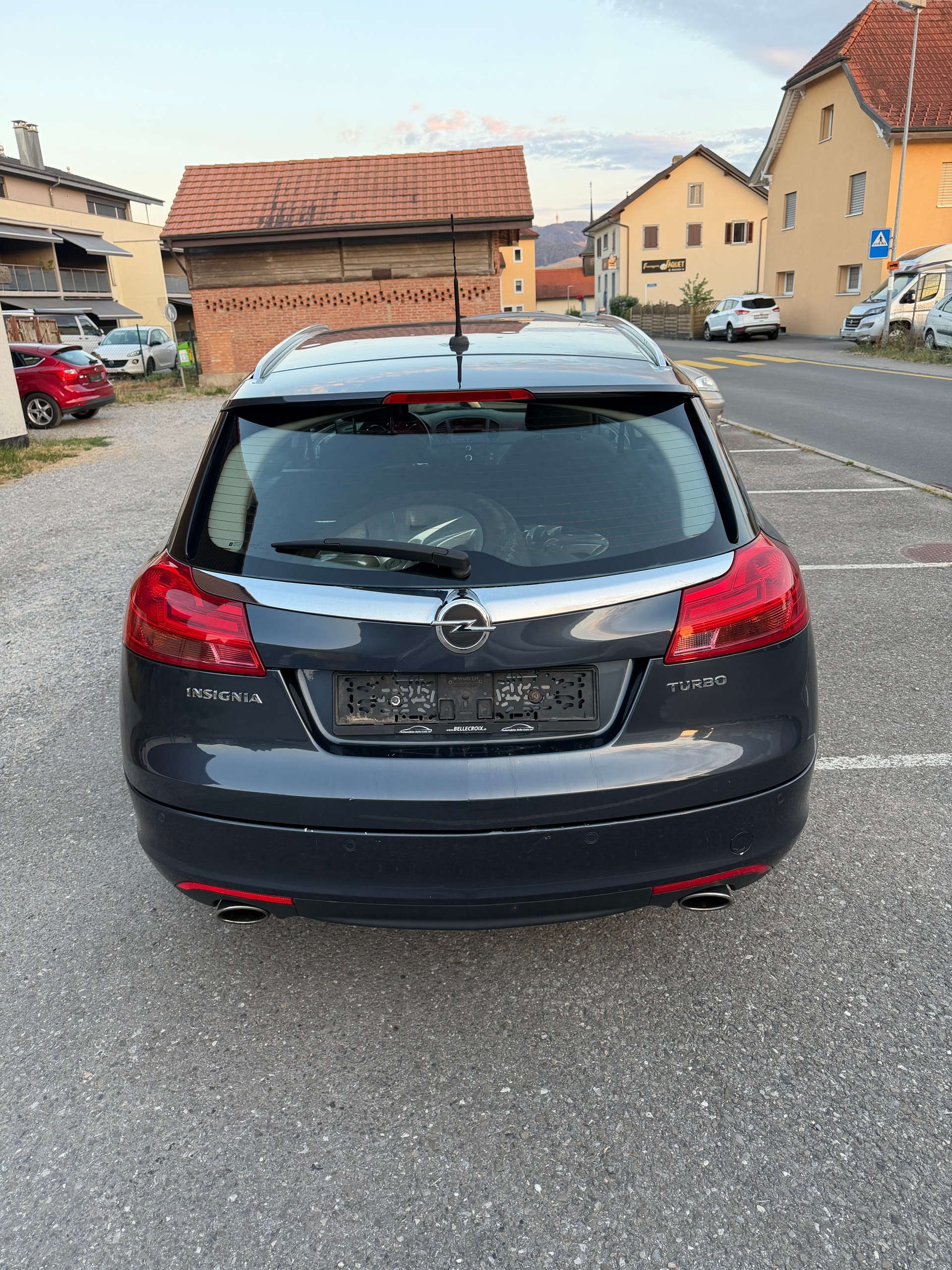 OPEL Insignia Sports Tourer 1.6 Turbo Cosmo-image-6