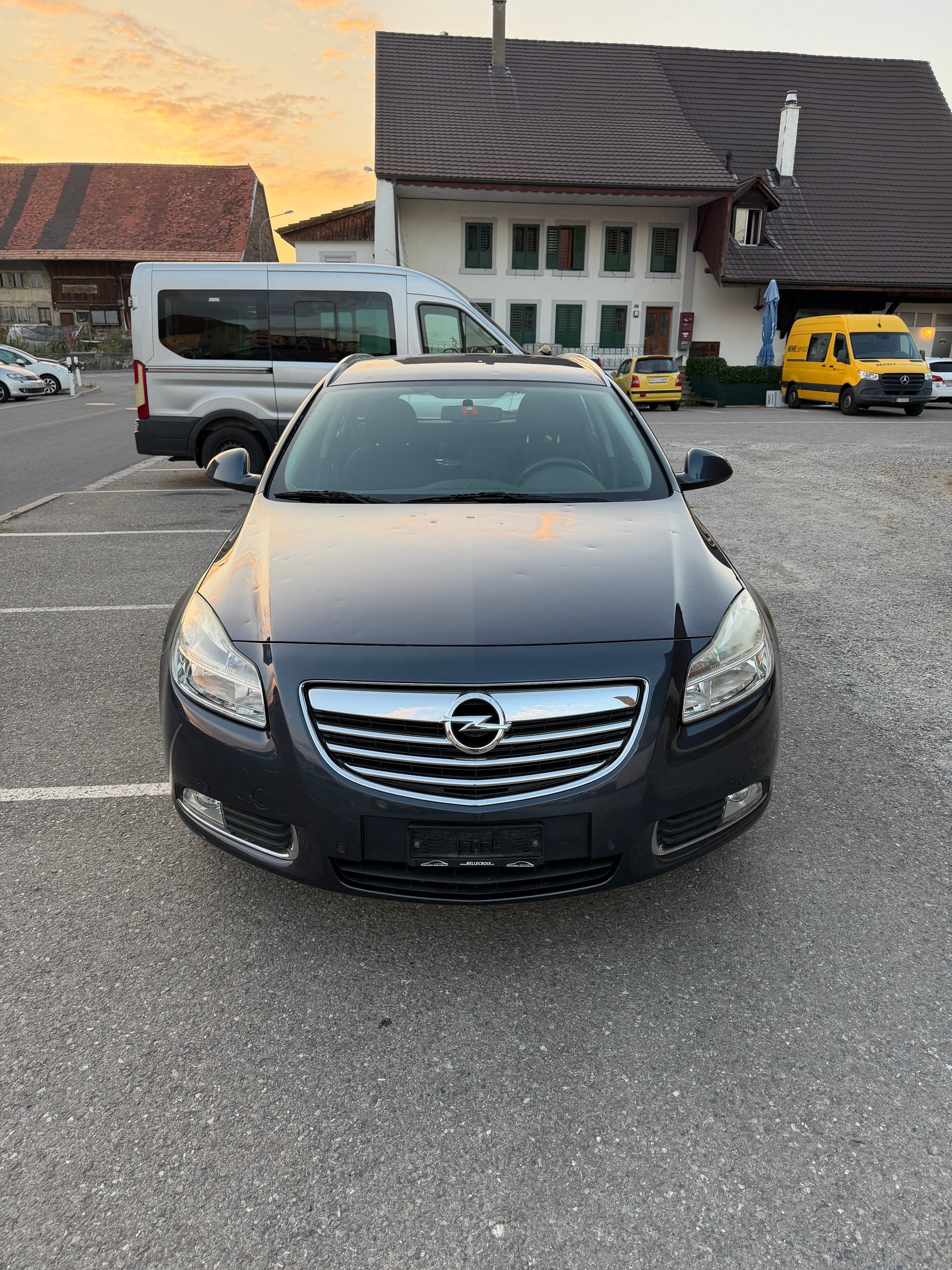 OPEL Insignia Sports Tourer 1.6 Turbo Cosmo-image-0