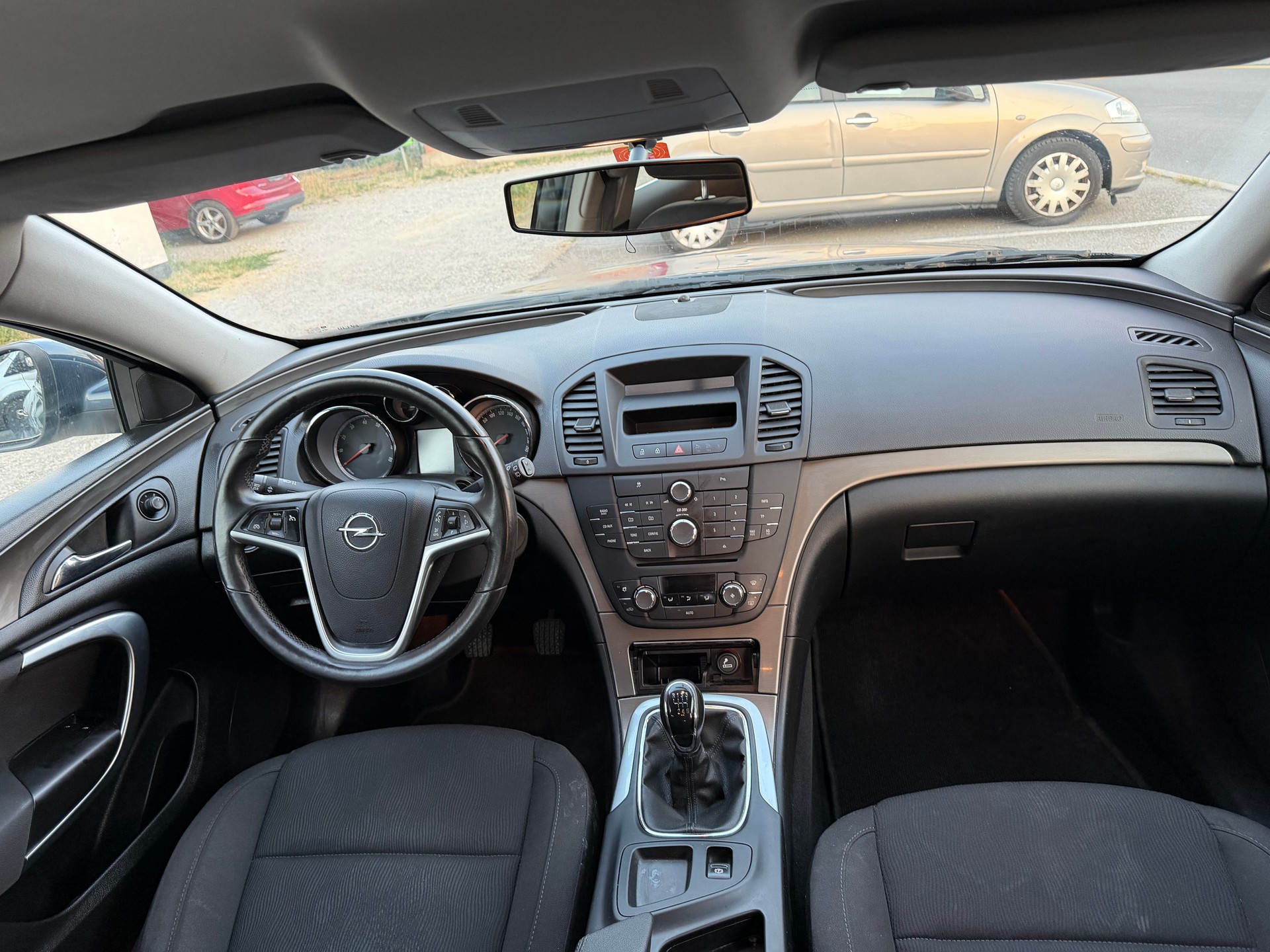 OPEL Insignia Sports Tourer 1.6 Turbo Cosmo-image-7