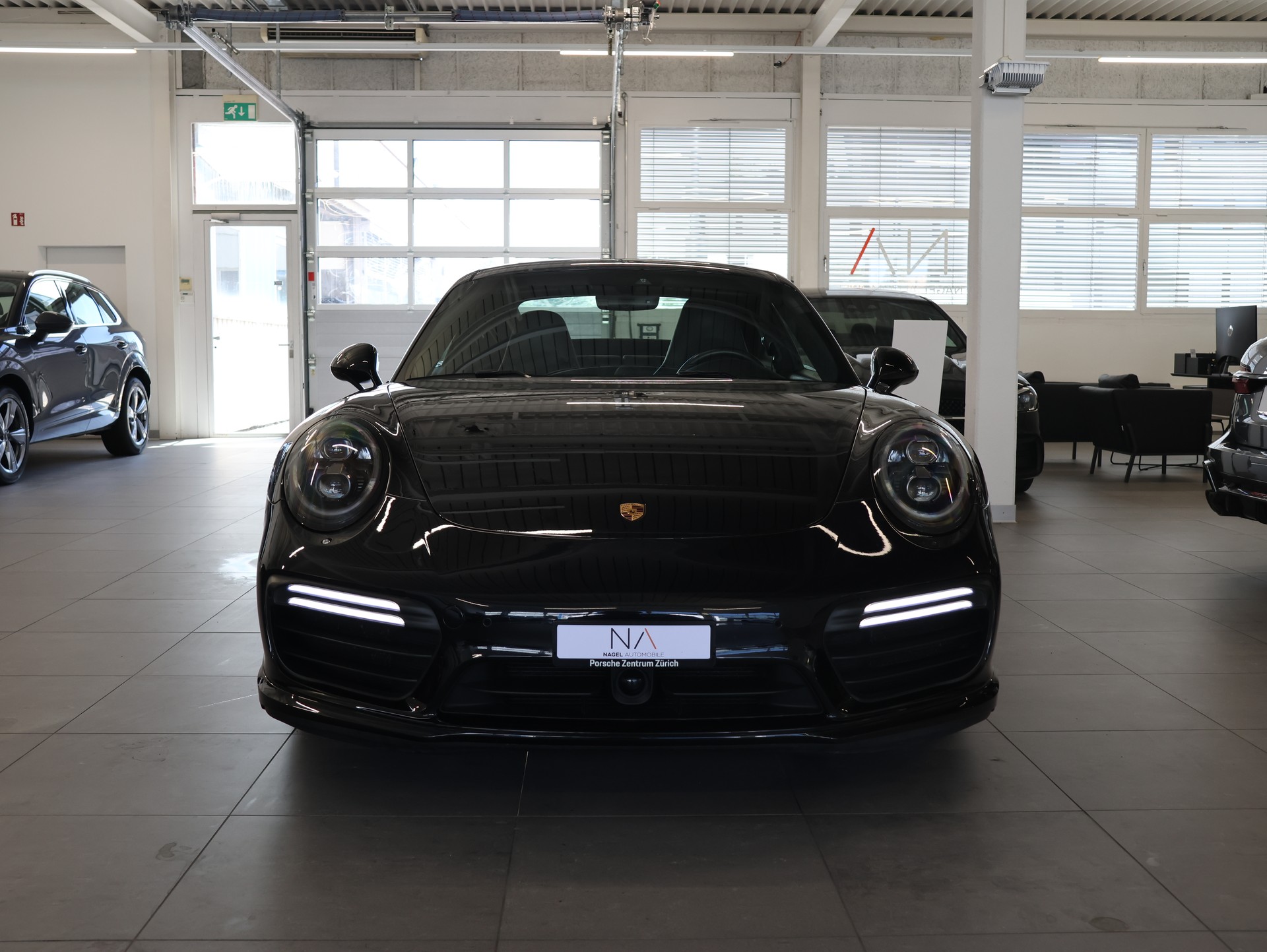 PORSCHE 911 Turbo S PDK *Rückfahrkamera* *Bose* *Panoramadach*-image-2