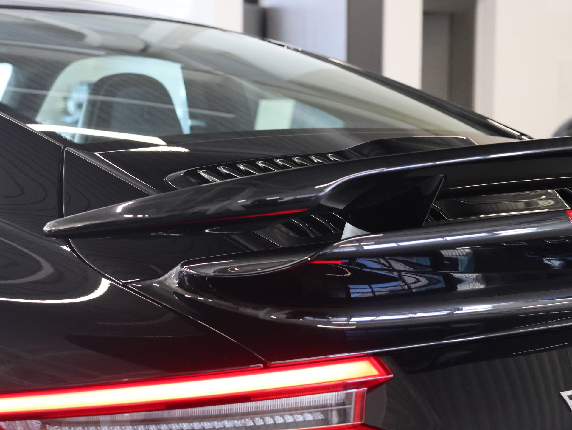 PORSCHE 911 Turbo S PDK *Rückfahrkamera* *Bose* *Panoramadach*-image-11