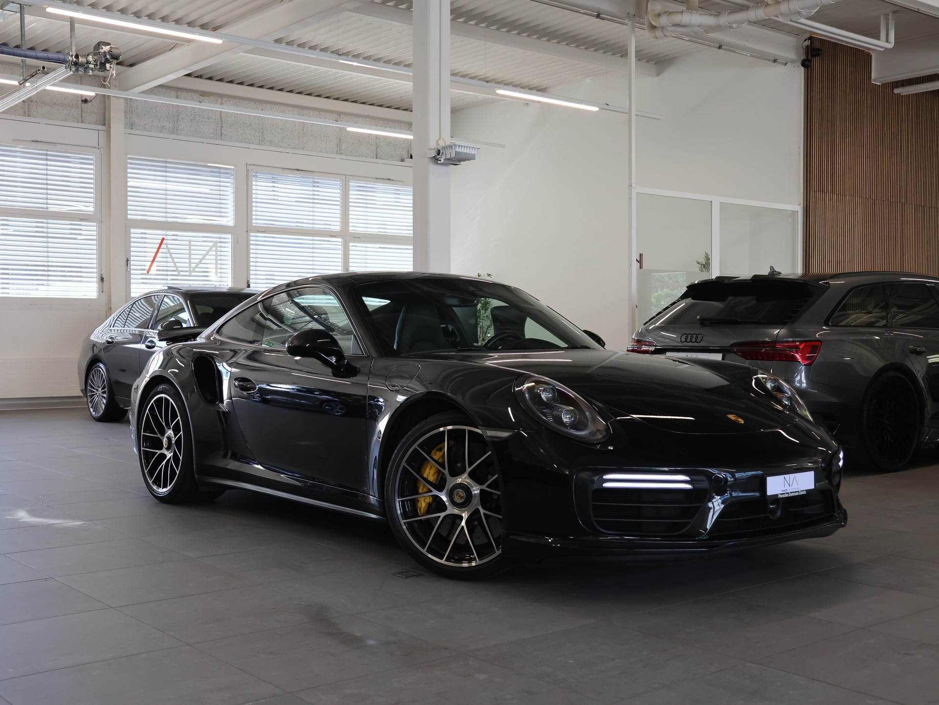 PORSCHE 911 Turbo S PDK *Rückfahrkamera* *Bose* *Panoramadach*-image-0