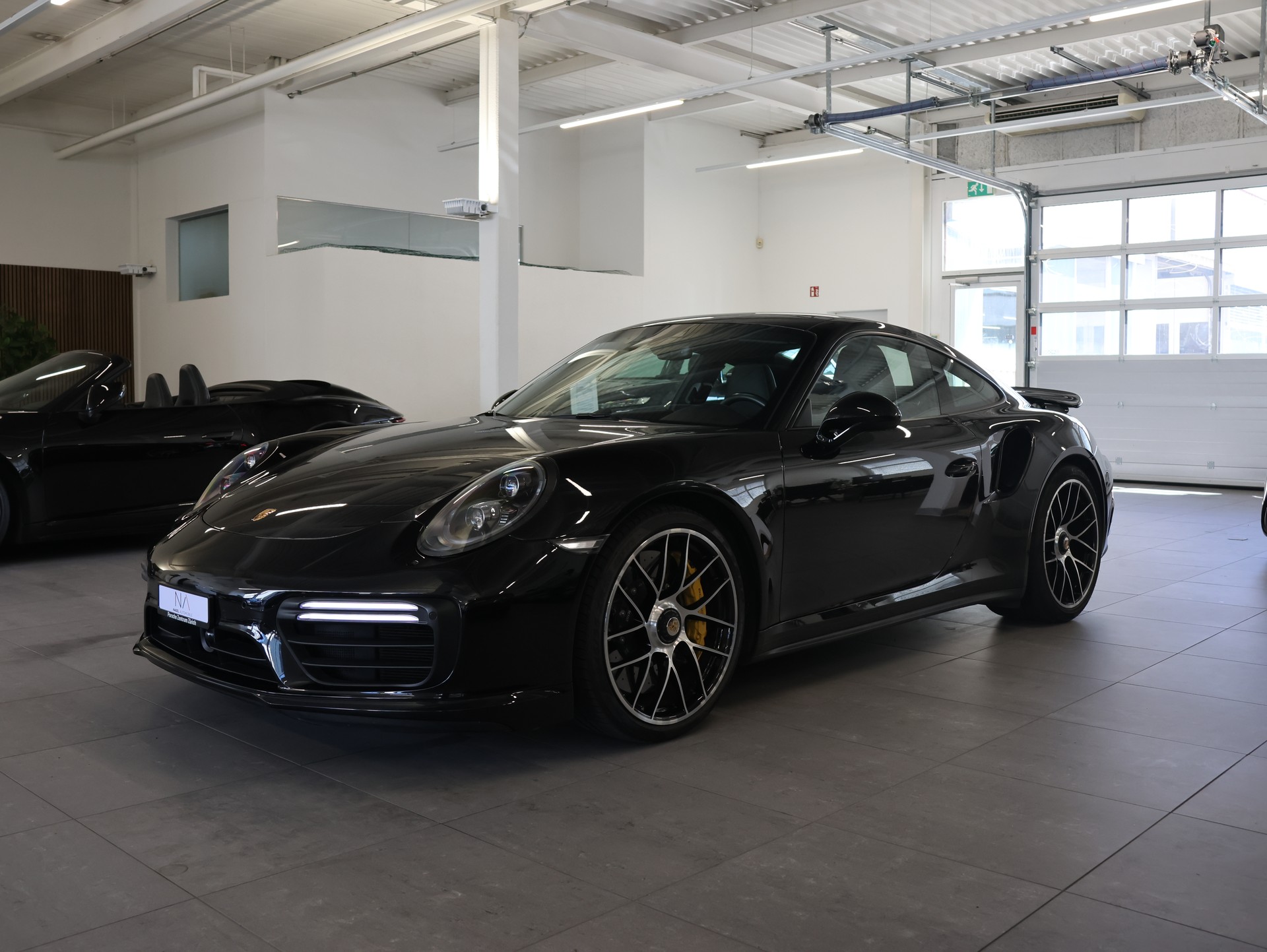 PORSCHE 911 Turbo S PDK *Rückfahrkamera* *Bose* *Panoramadach*-image-3