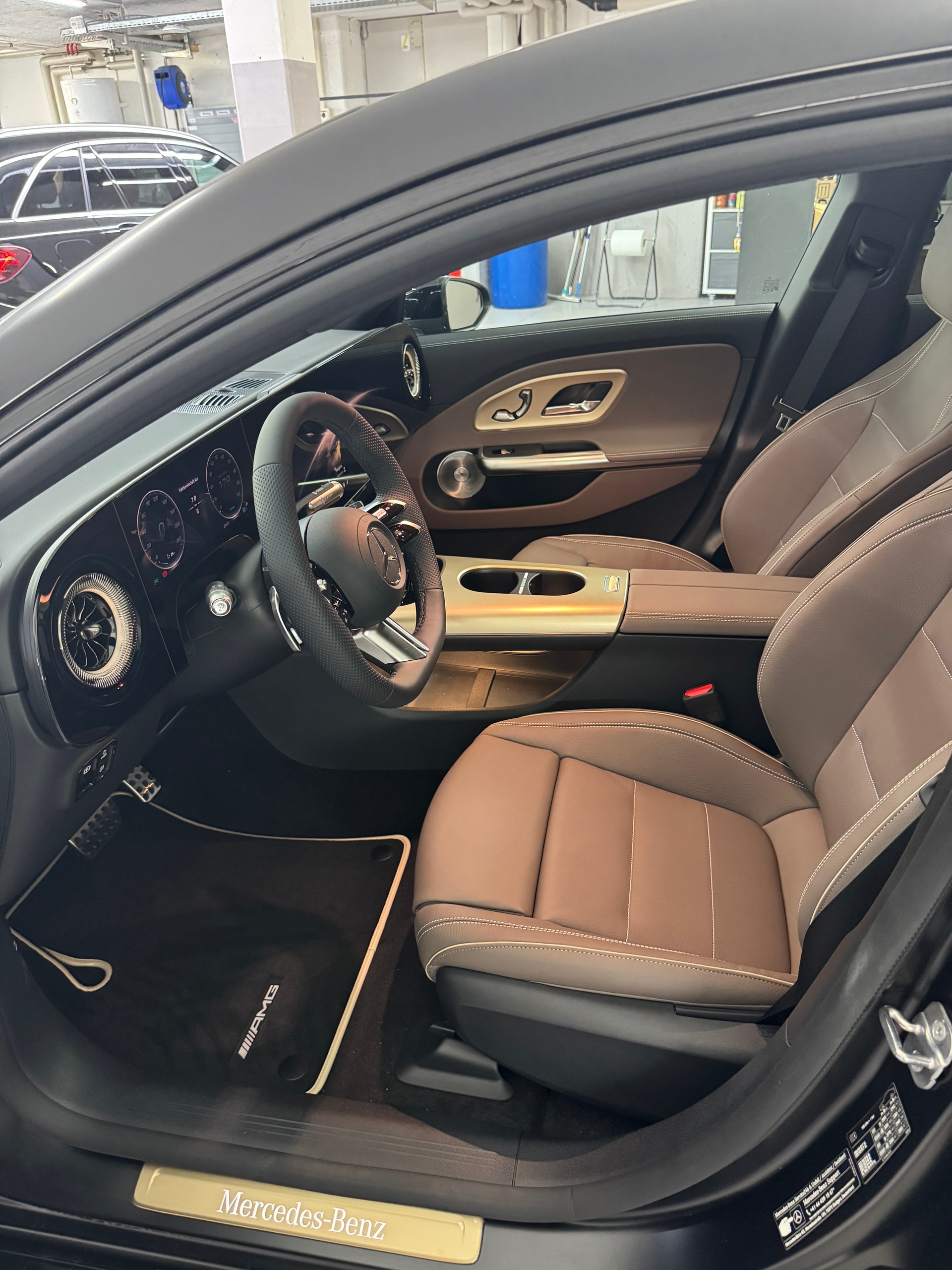 MERCEDES-BENZ CLA 350 4 Matic EQ-image-7