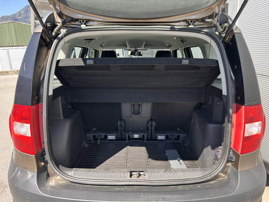 SKODA Yeti 1.8 TSI Active 4x4-image-14