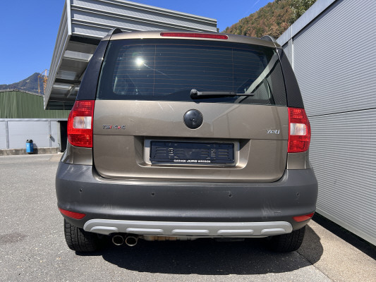 SKODA Yeti 1.8 TSI Active 4x4-image-4