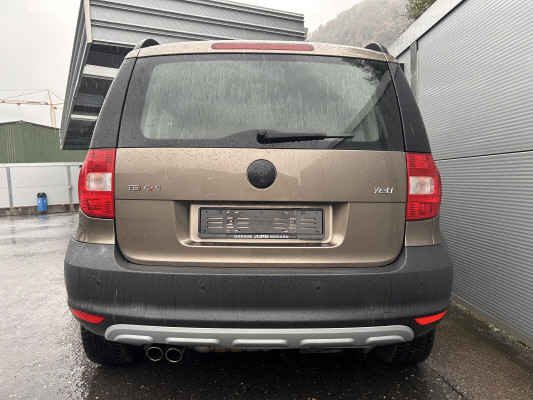 SKODA Yeti 1.8 TSI Active 4x4-image-4