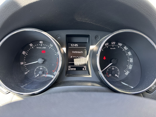 SKODA Yeti 1.8 TSI Active 4x4-image-13