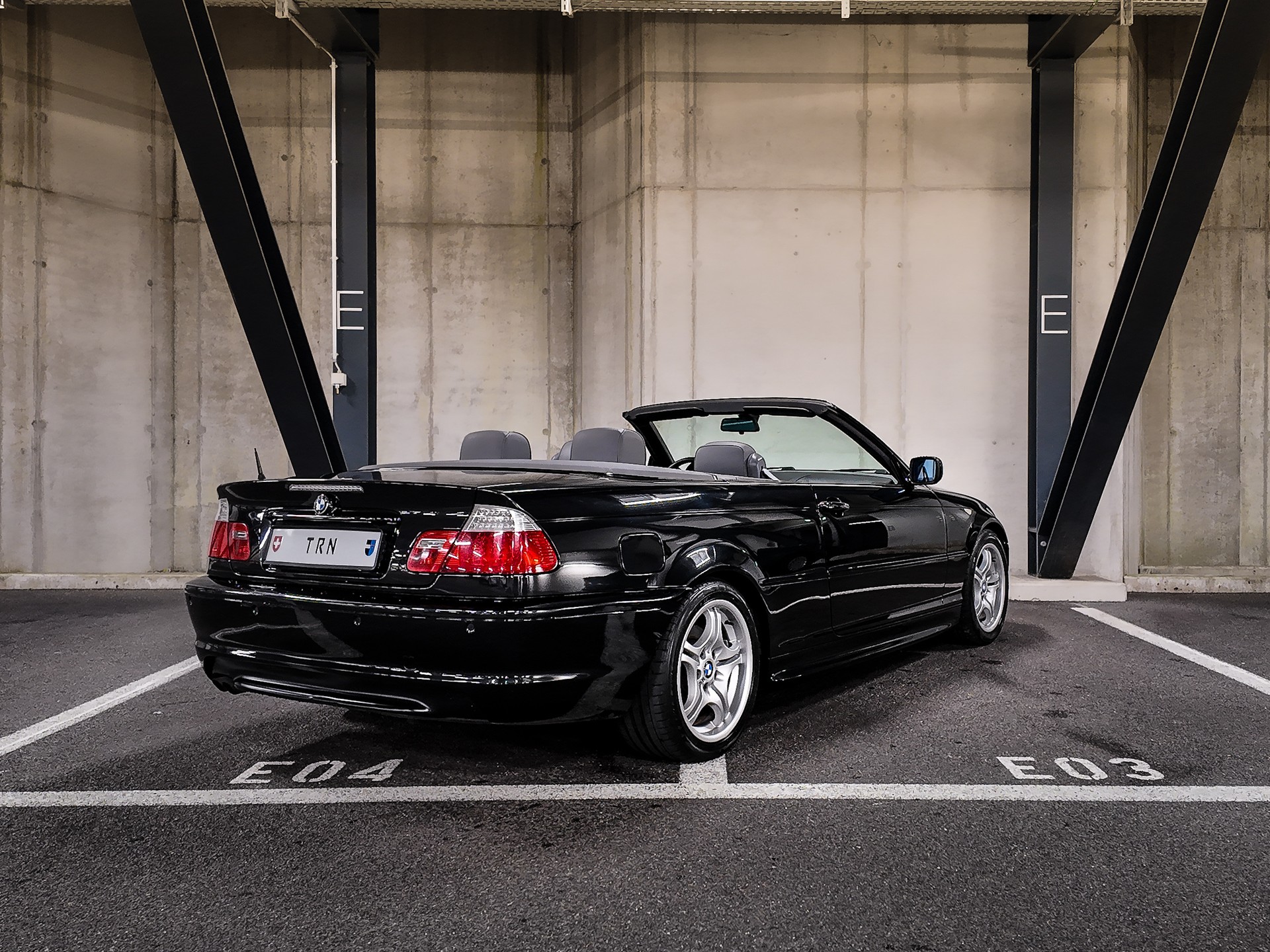 BMW 325Ci Cabriolet | 06.2005jg! | M-Paket ab Werk | Saphir-Schwarz | CH-Fahrzeug | Xenon |-image-3