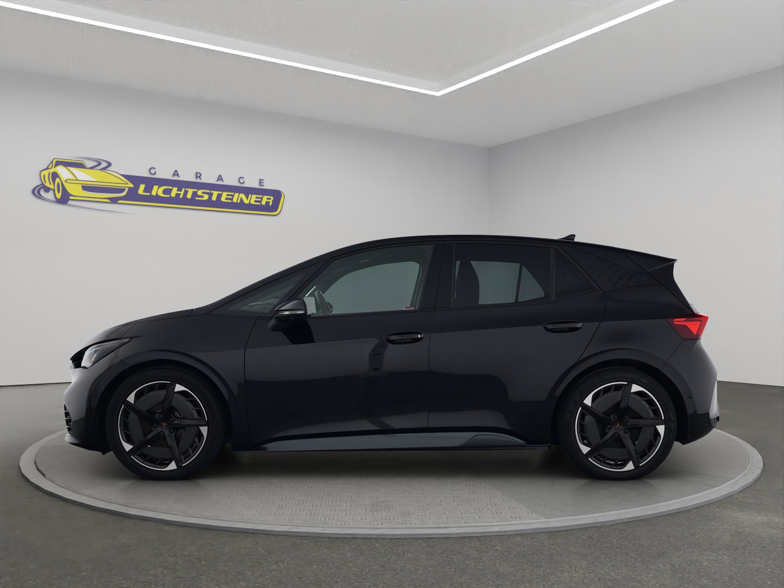 CUPRA Born 79 kWh e-Boost-showroom-element-2
