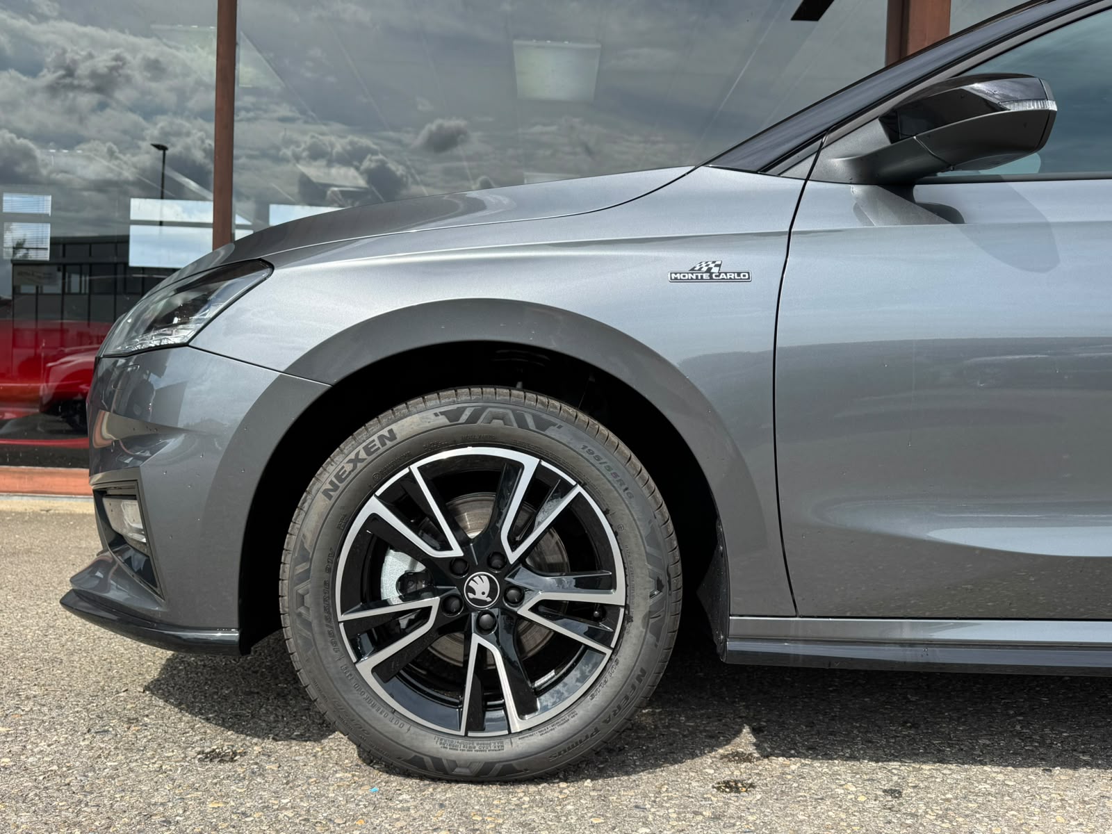 SKODA Fabia 1.0 TSI Monte Carlo DSG-image-5