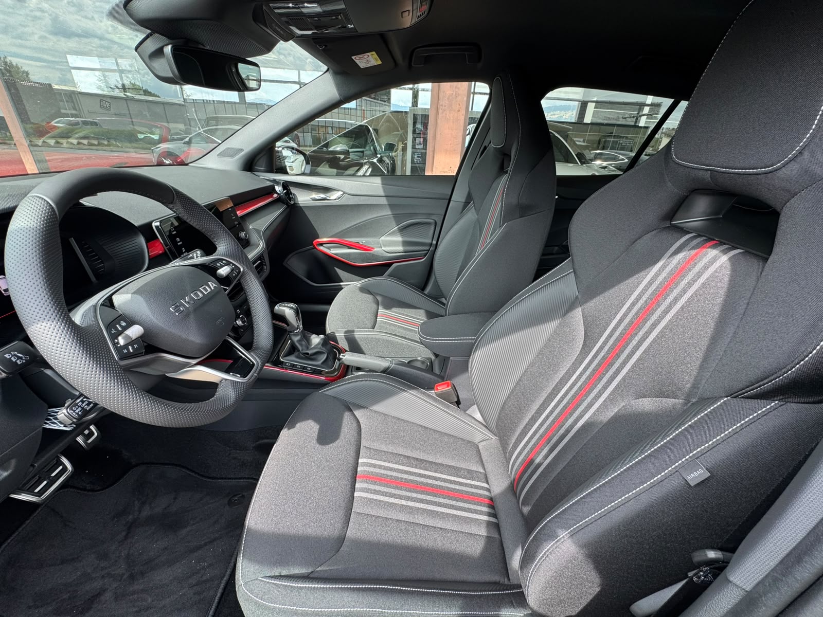 SKODA Fabia 1.0 TSI Monte Carlo DSG-image-6
