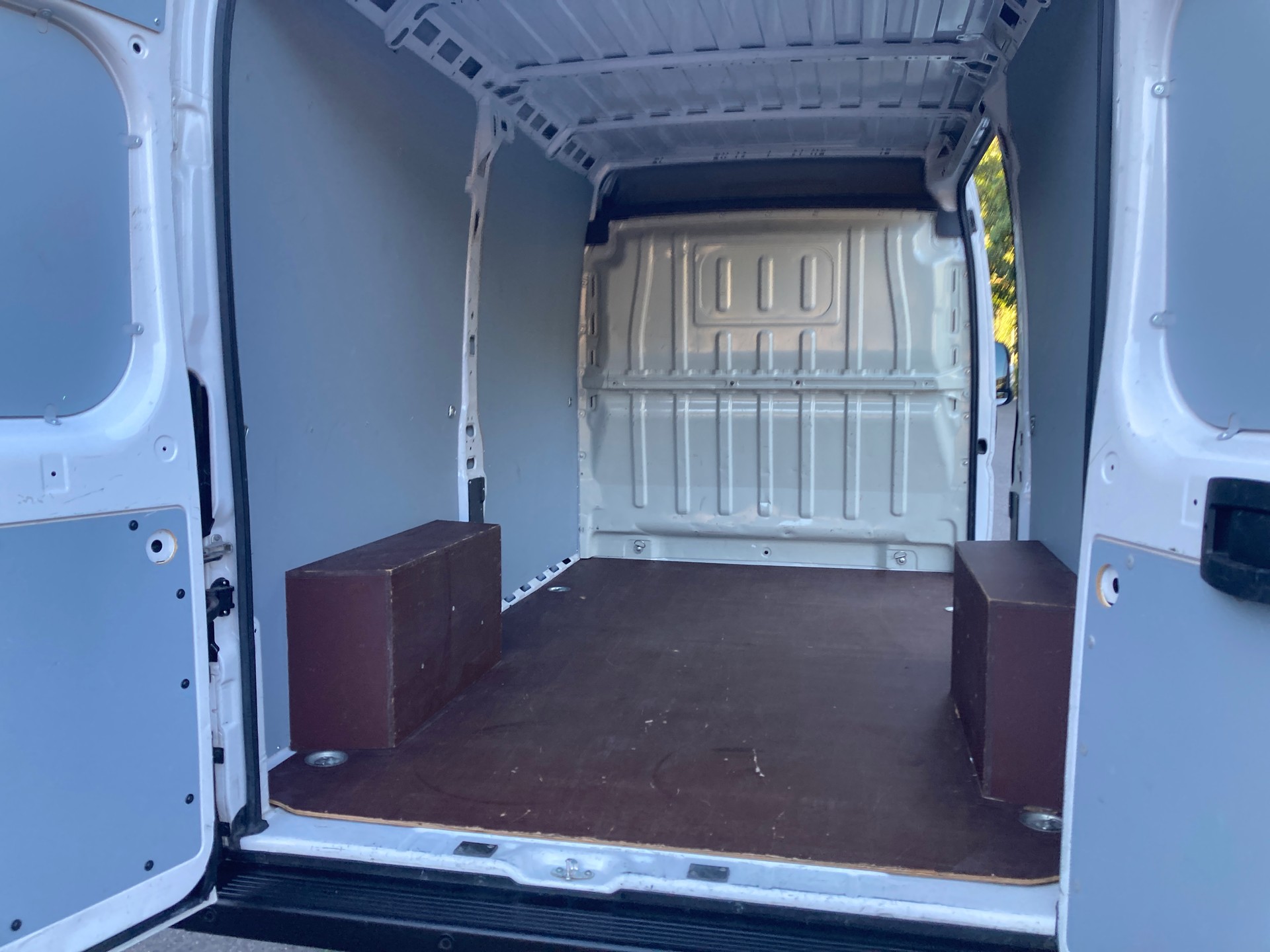PEUGEOT Boxer 2.2 HDI 330 Pro L2H2-image-7